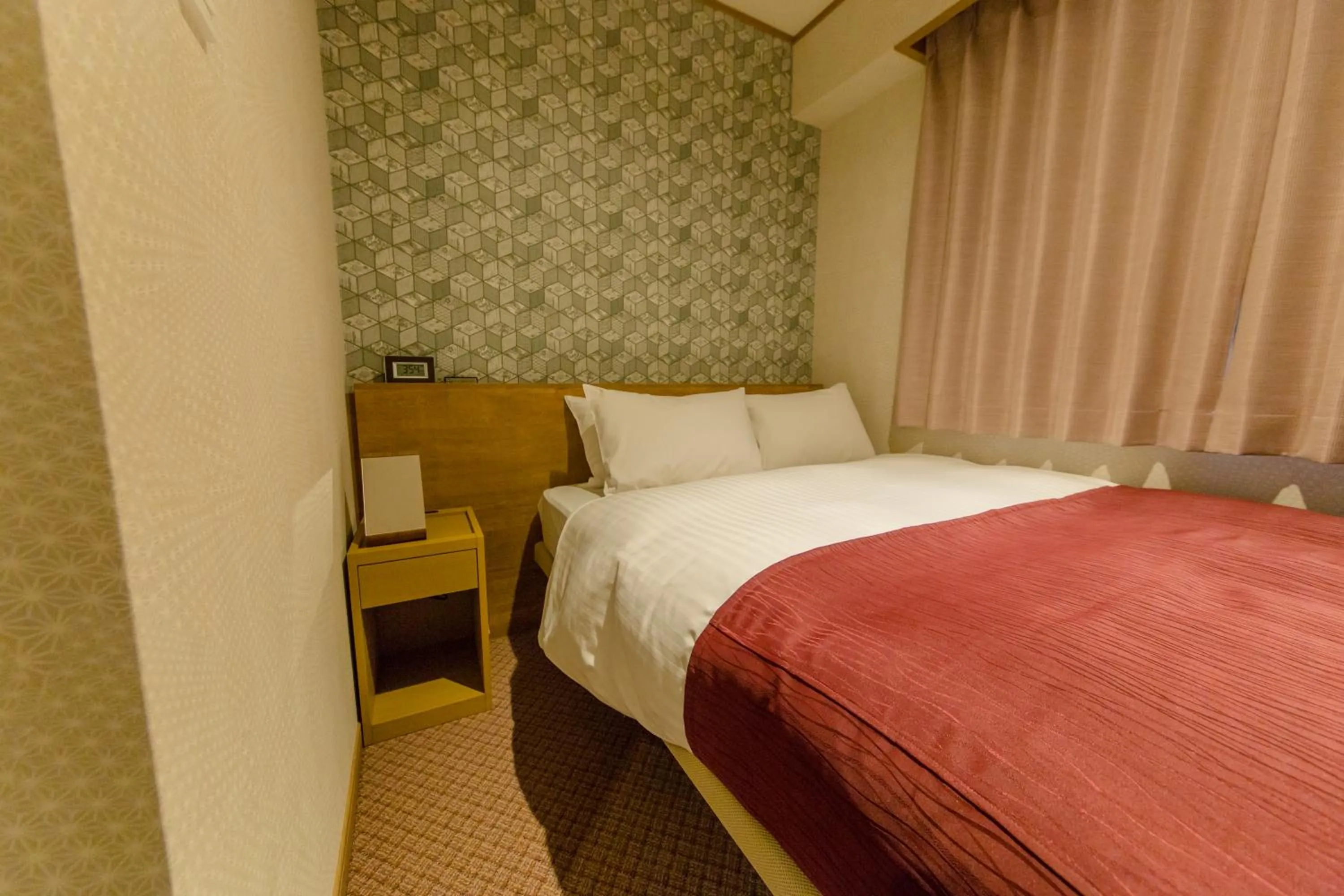 Bed, Room Photo in Cutter INN KYOTO
