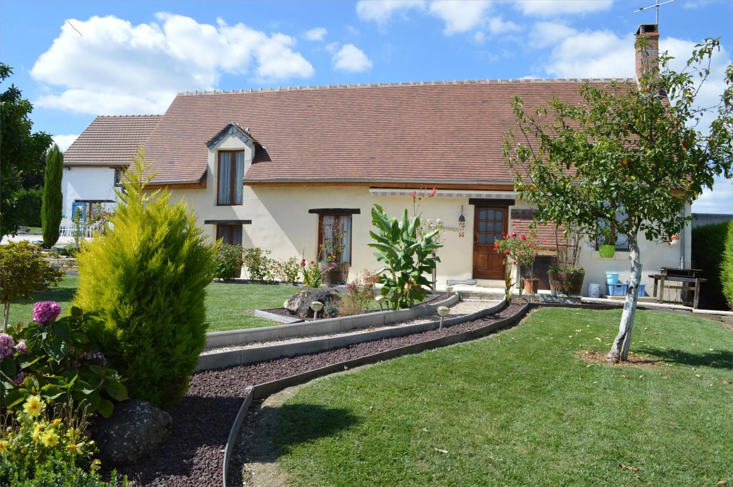 Garden in Les GITES DE LA CHAPINIERE