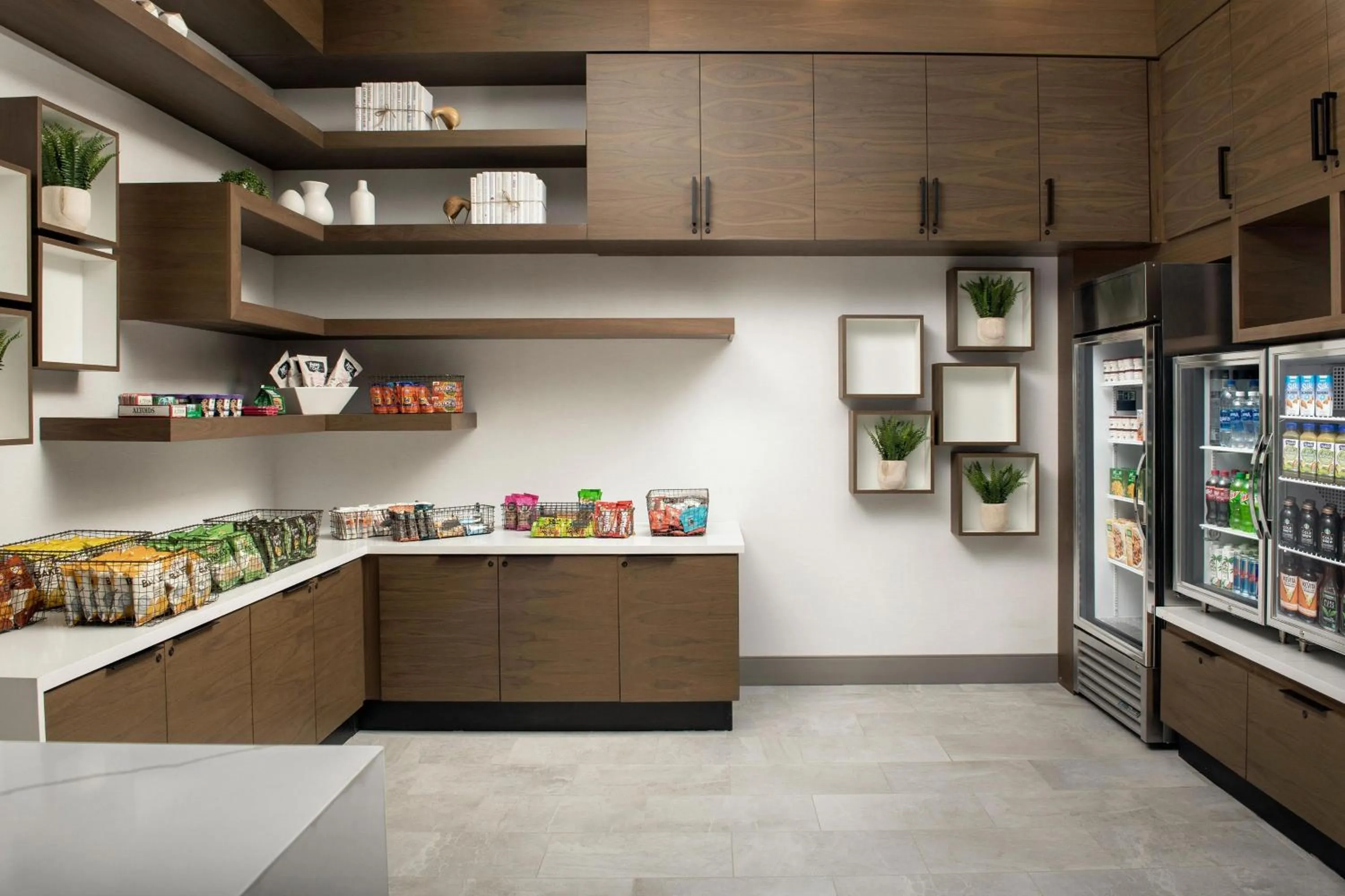 Restaurant/places to eat in Element Seattle Sea-Tac Airport