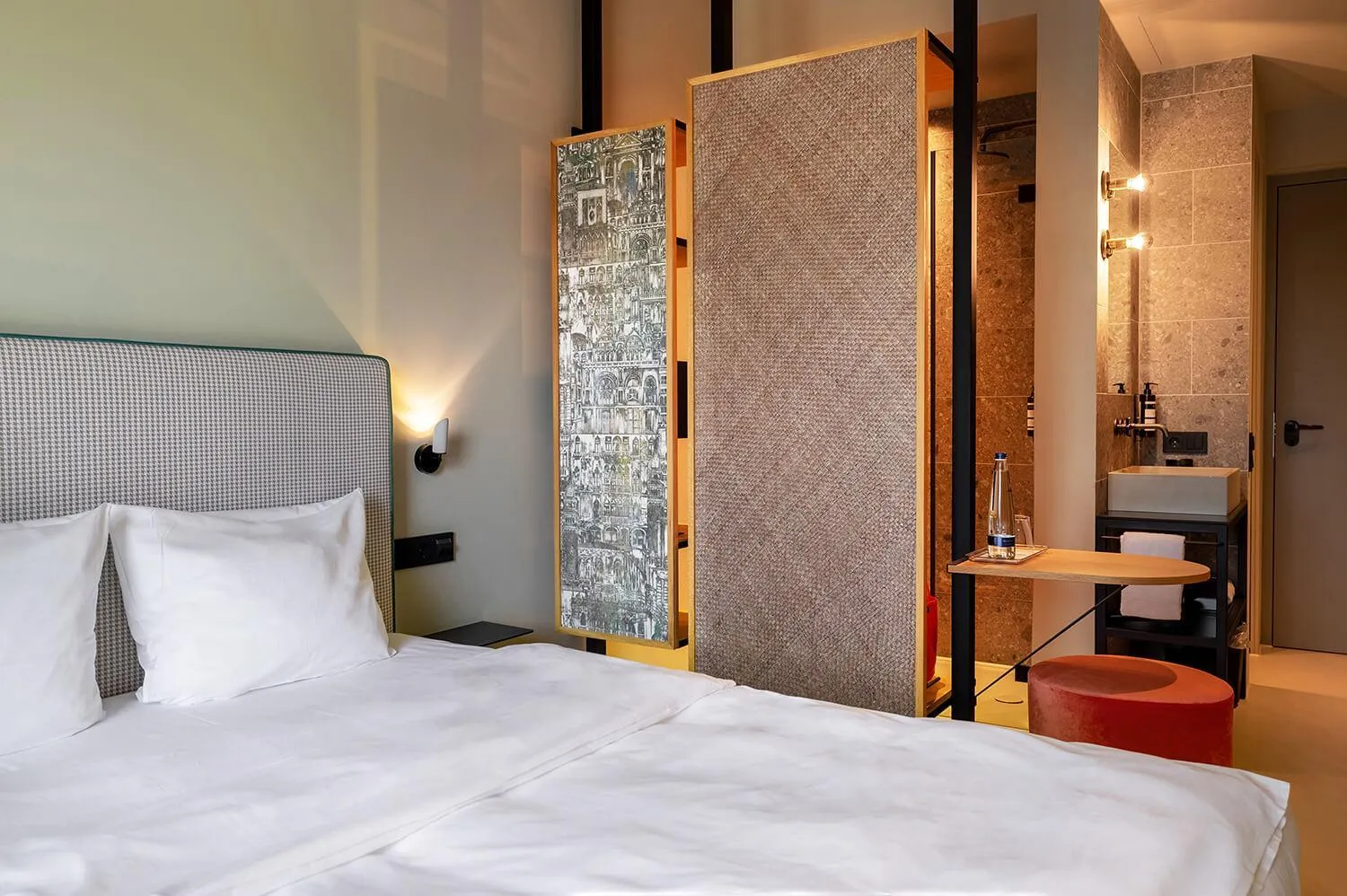 Photo of the whole room, Bed in MIANO Hotel & Bar