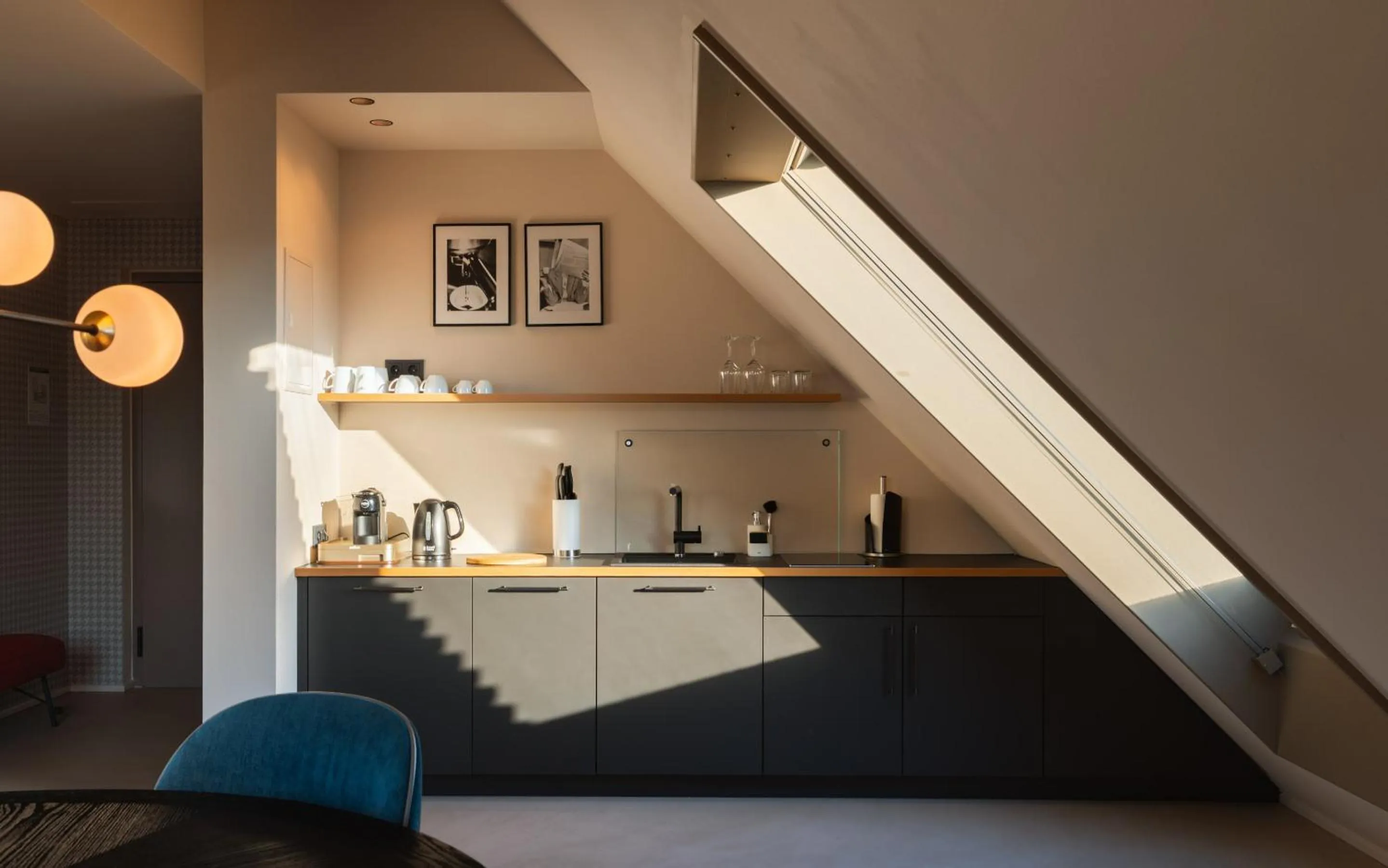 Kitchen or kitchenette in Hotel Miano by Limehome