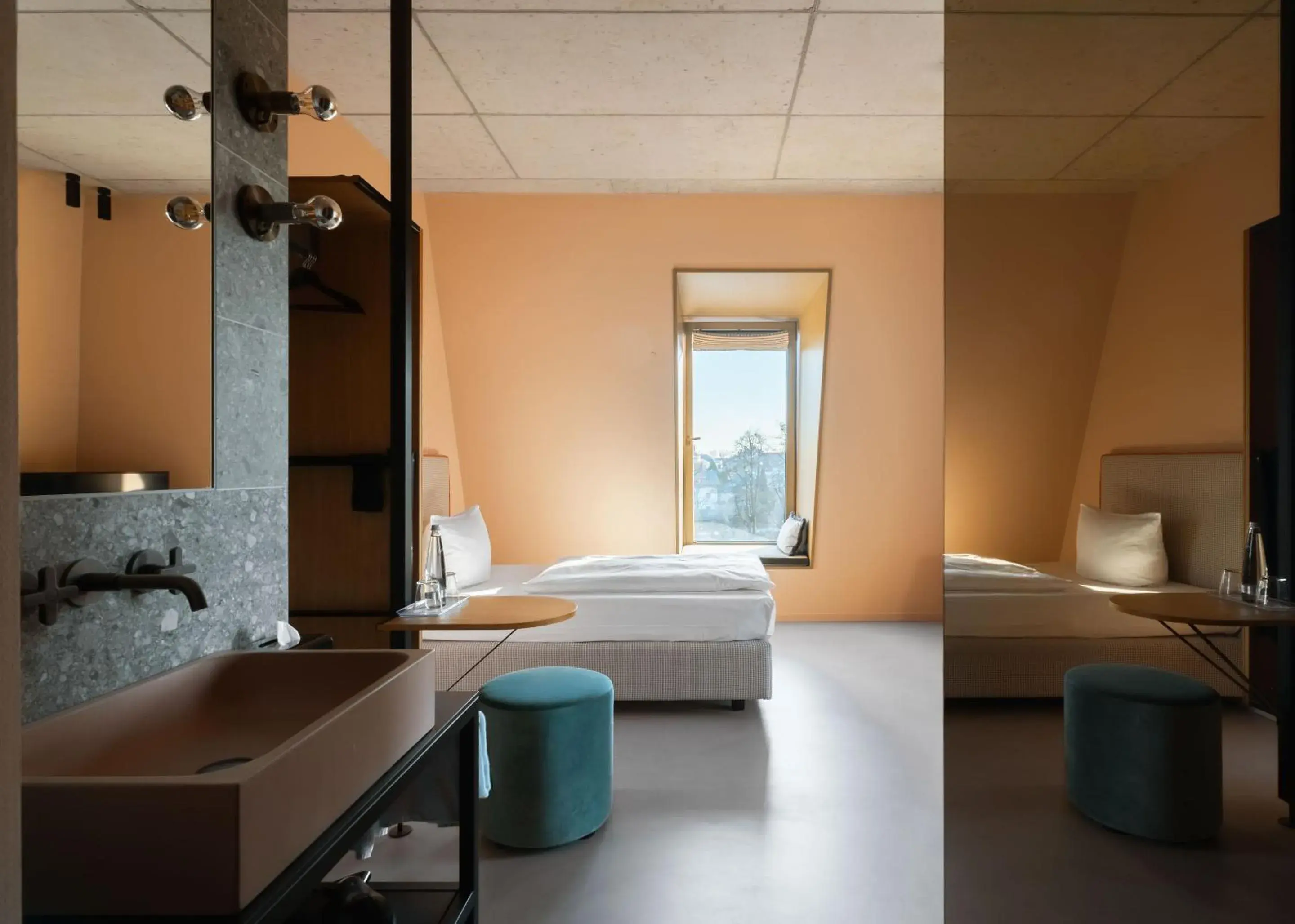 Twin Room in Hotel Miano by Limehome Twin Room in Hotel Miano by Limehome