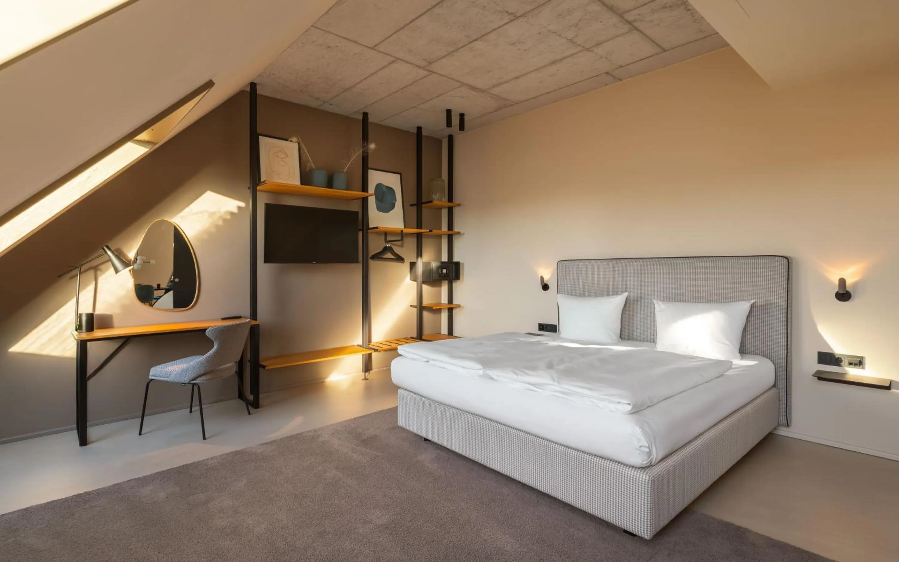 Bed in Hotel Miano by Limehome