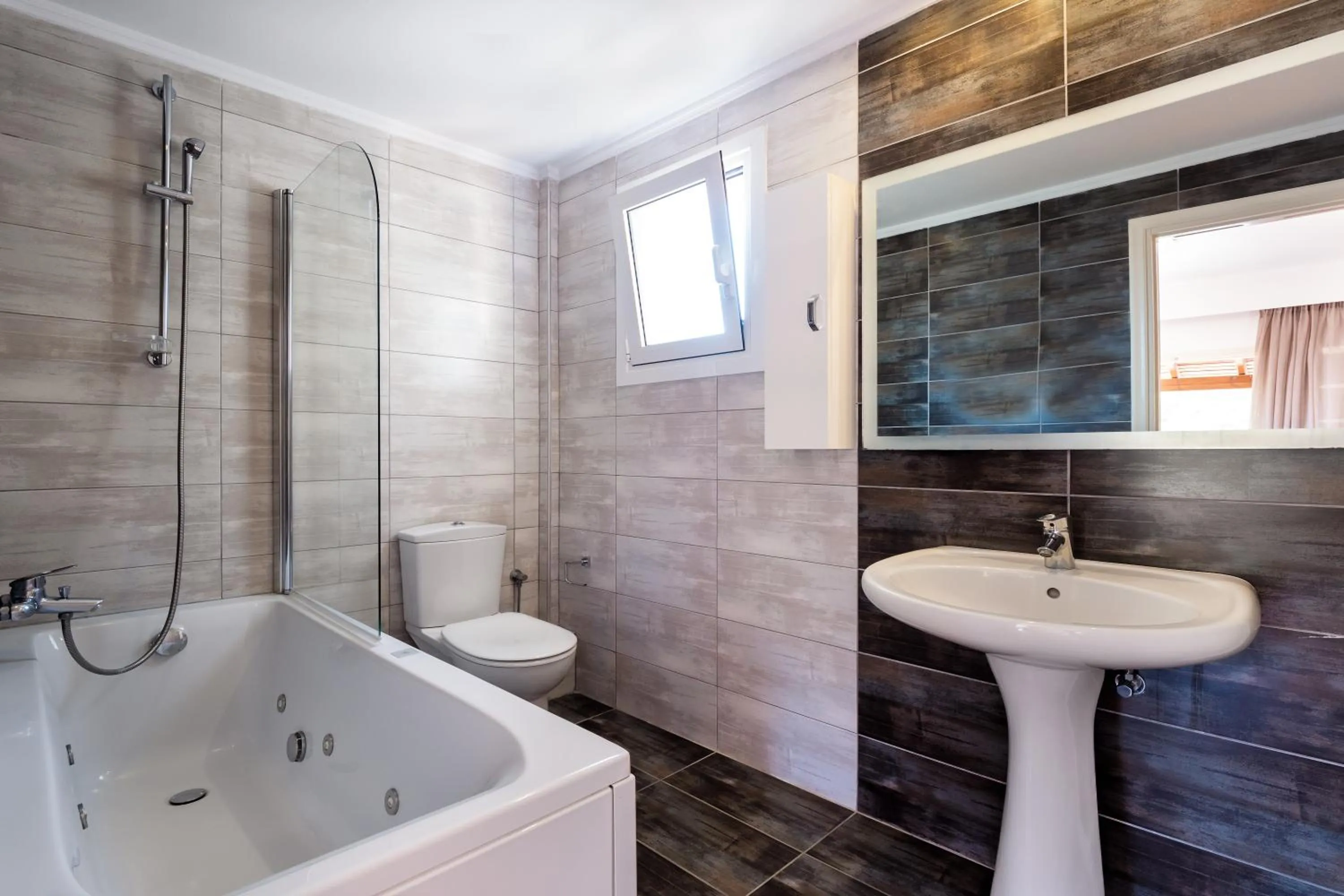 Bathroom in CORFU PELAGOS HOTEL