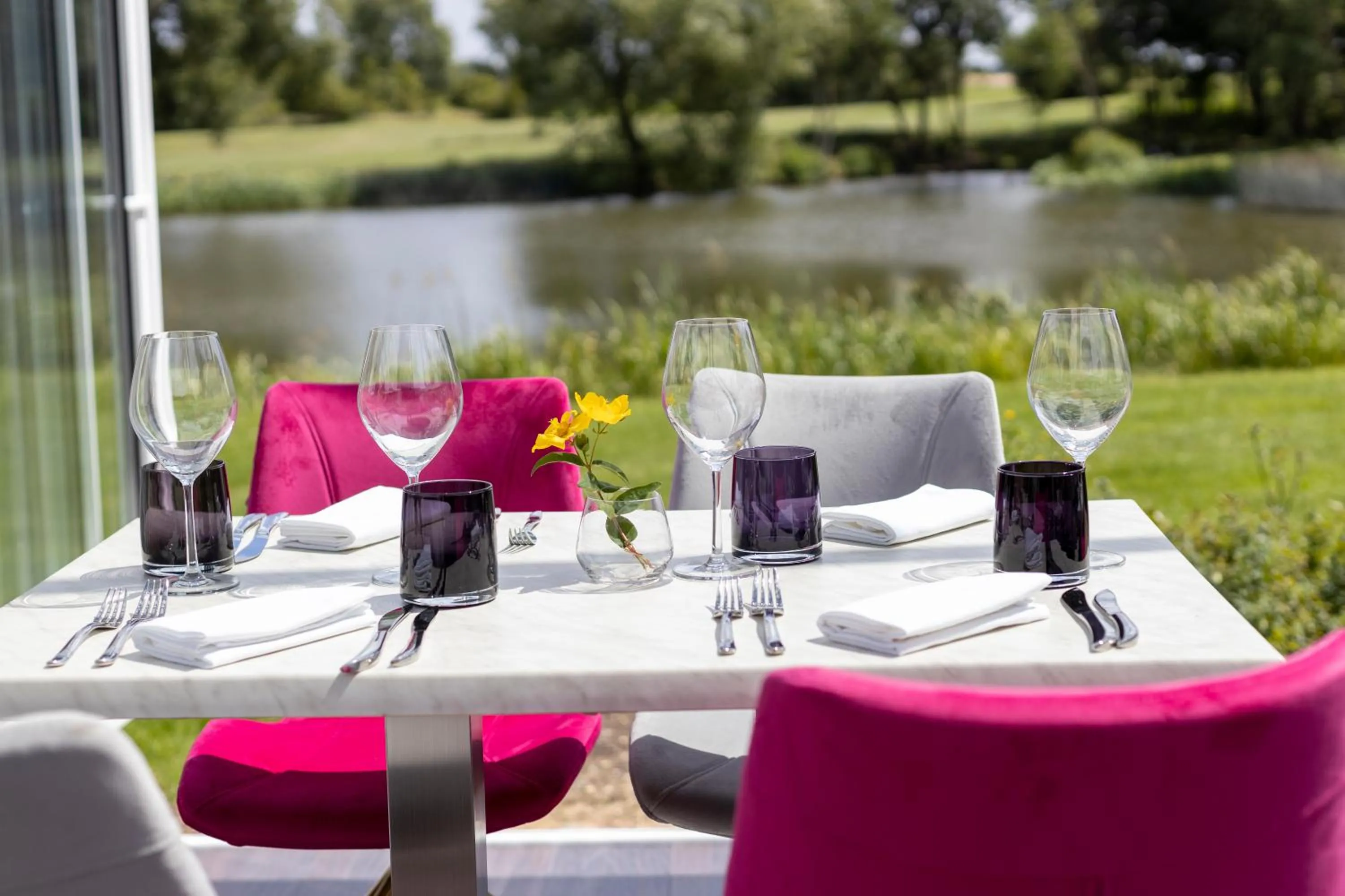 Garden, Restaurant/Places to Eat in Kingfisher Hotel, Golf and Country Club