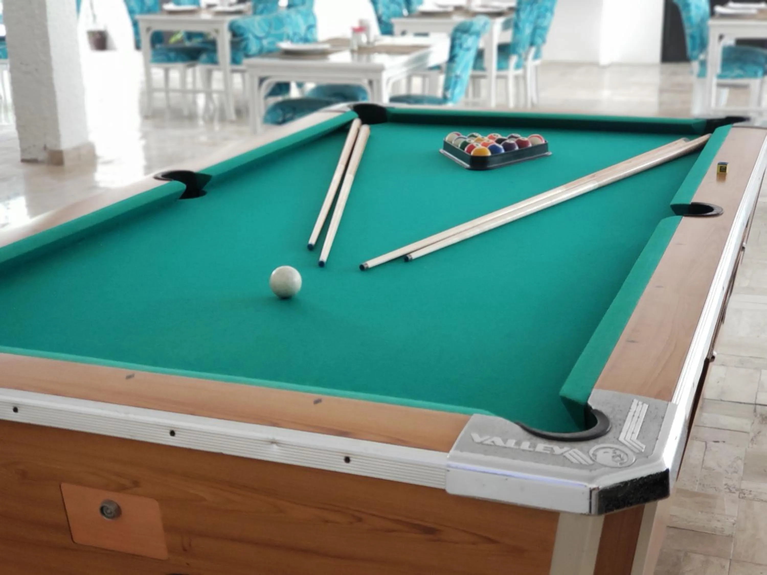 Billiard in Hotel Green 16