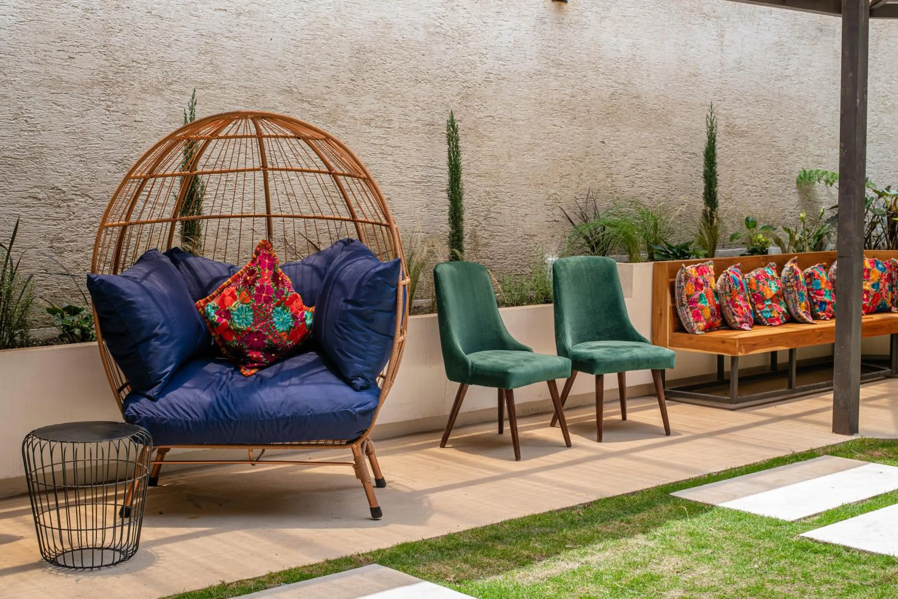 Garden in Hotel Las Camelias Inn by AHS