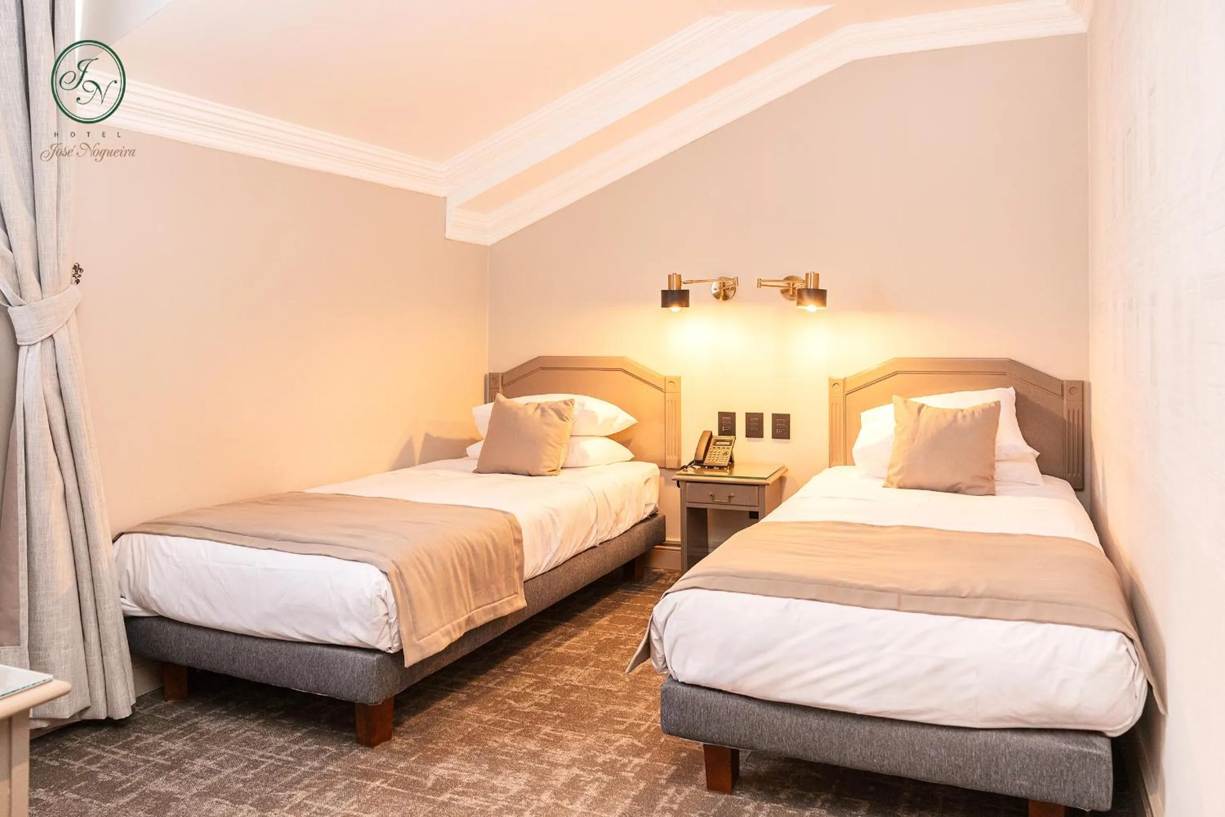 Photo of the whole room, Bed in Hotel José Nogueira