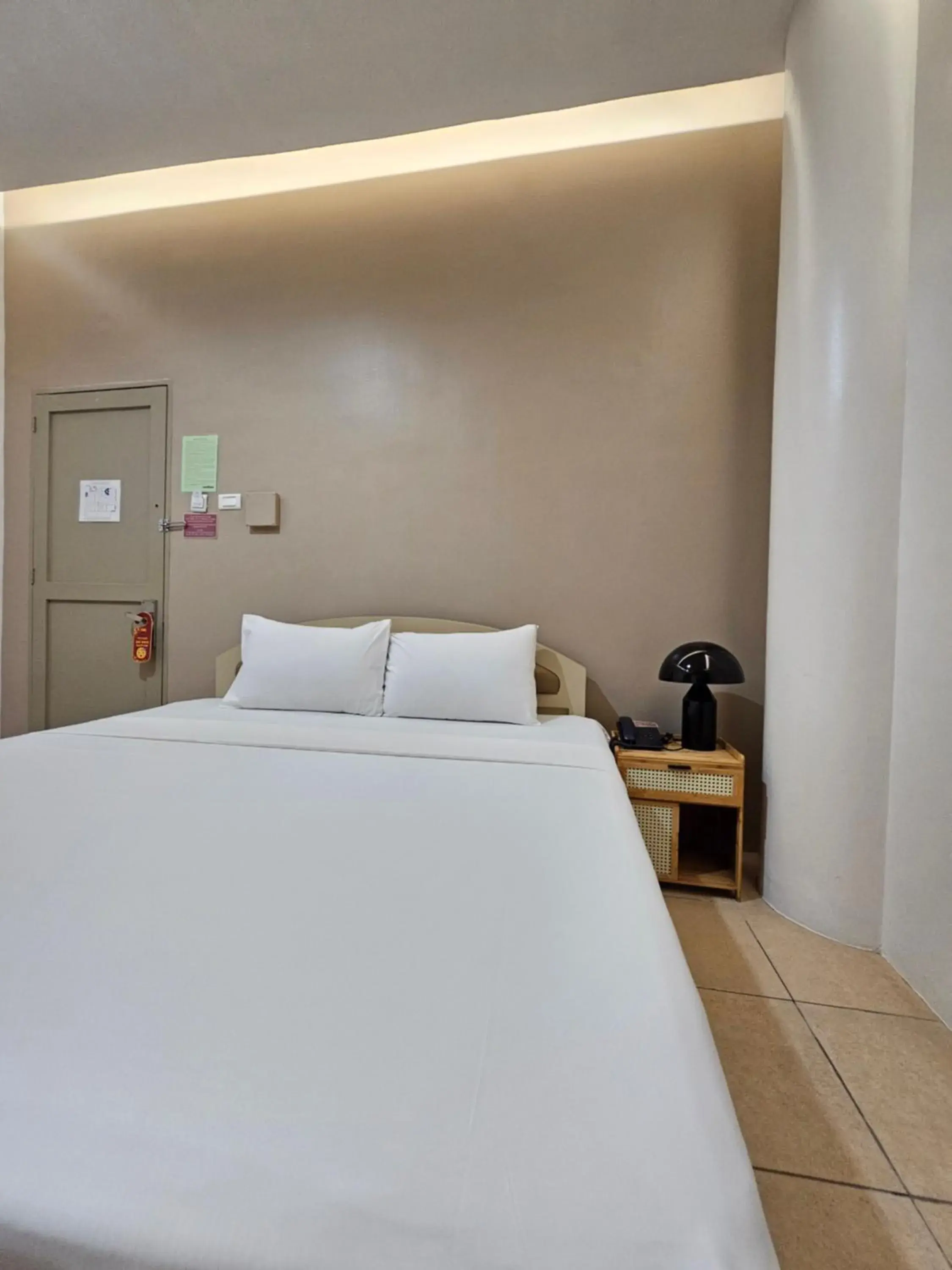 Deluxe Double or Twin Room in Hotel Nicanor Deluxe Double or Twin Room in Hotel Nicanor