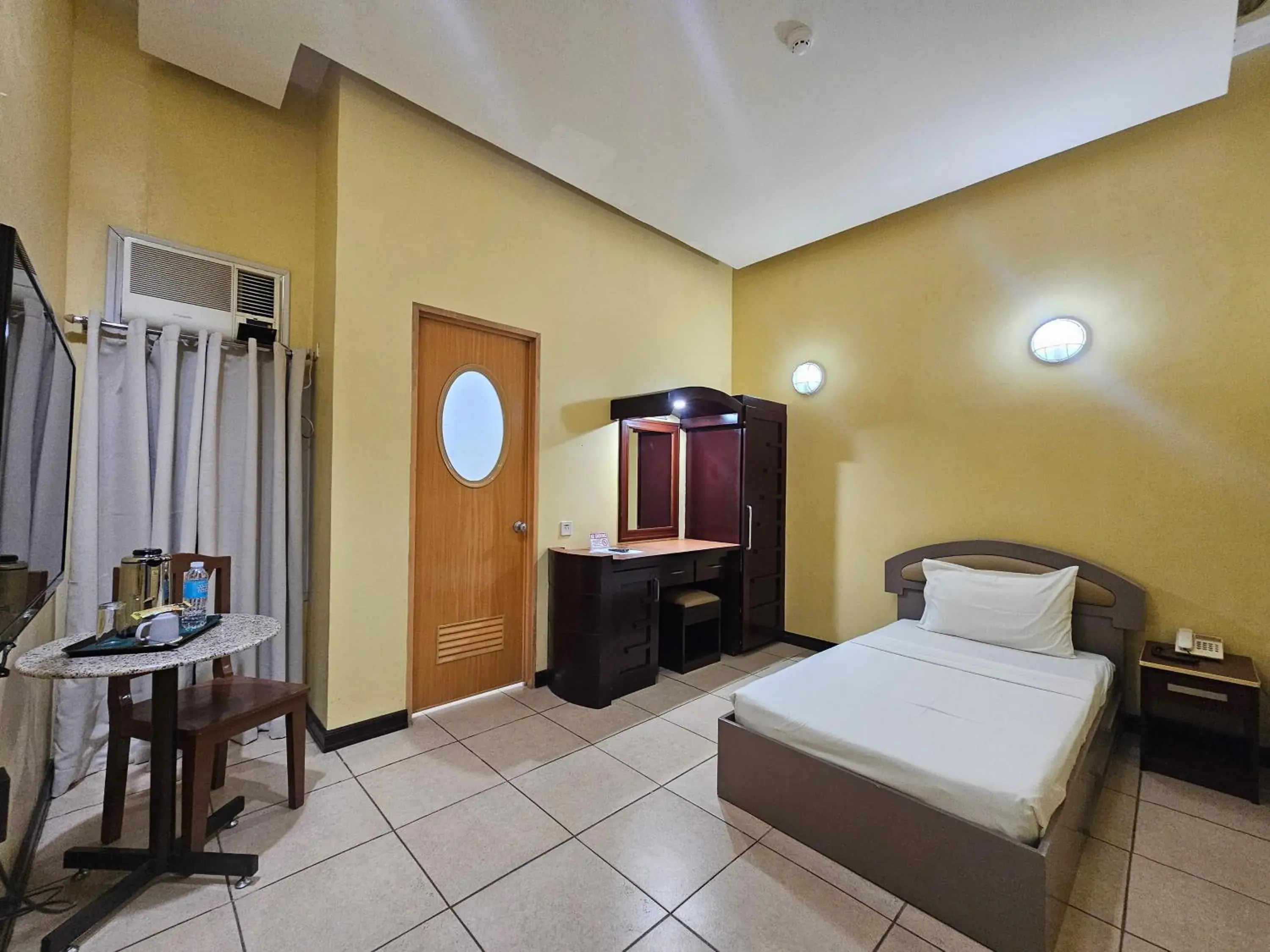 Single Room - No Window in Hotel Nicanor Single Room - No Window in Hotel Nicanor