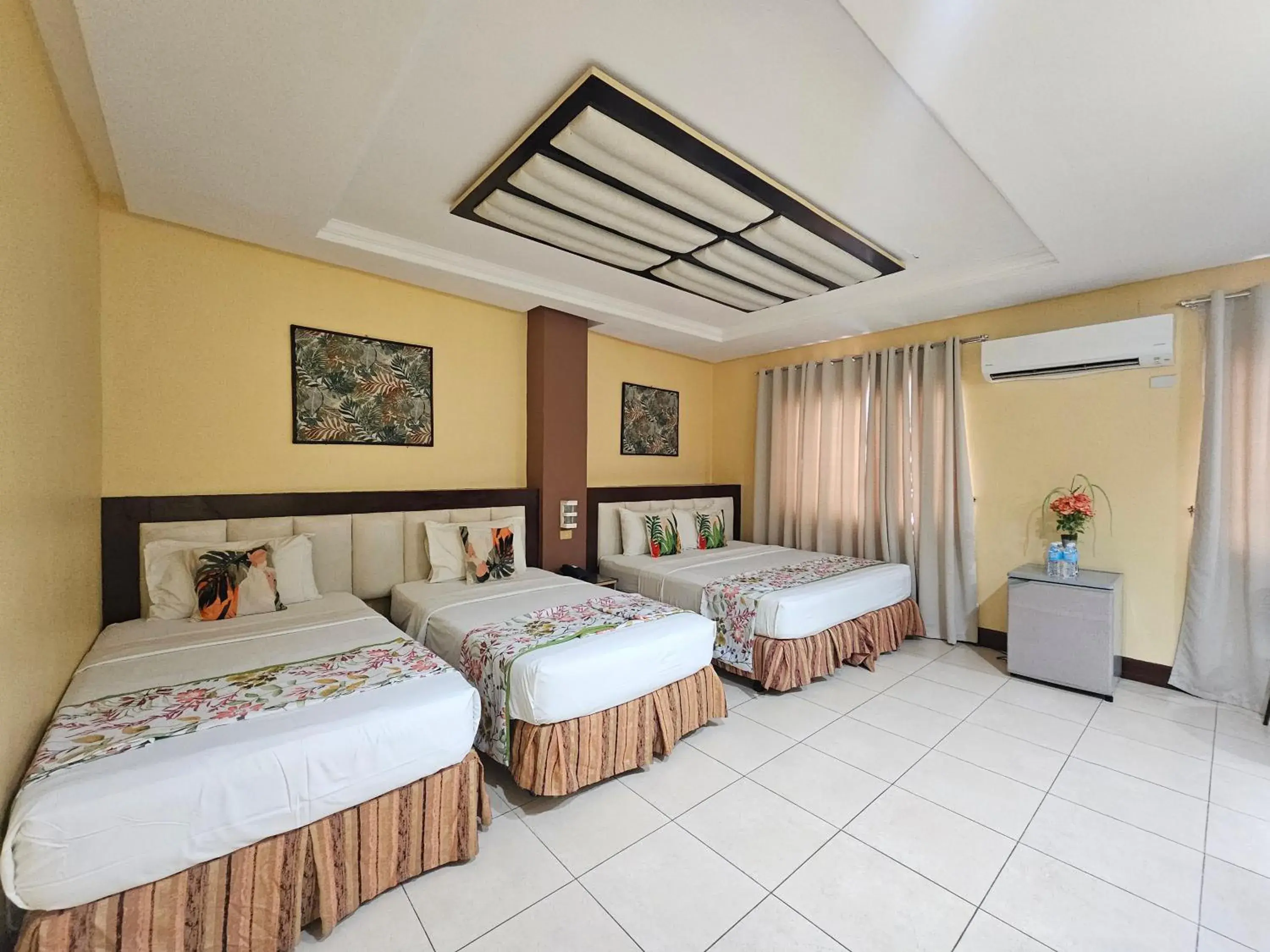 Family Room in Hotel Nicanor Family Room in Hotel Nicanor