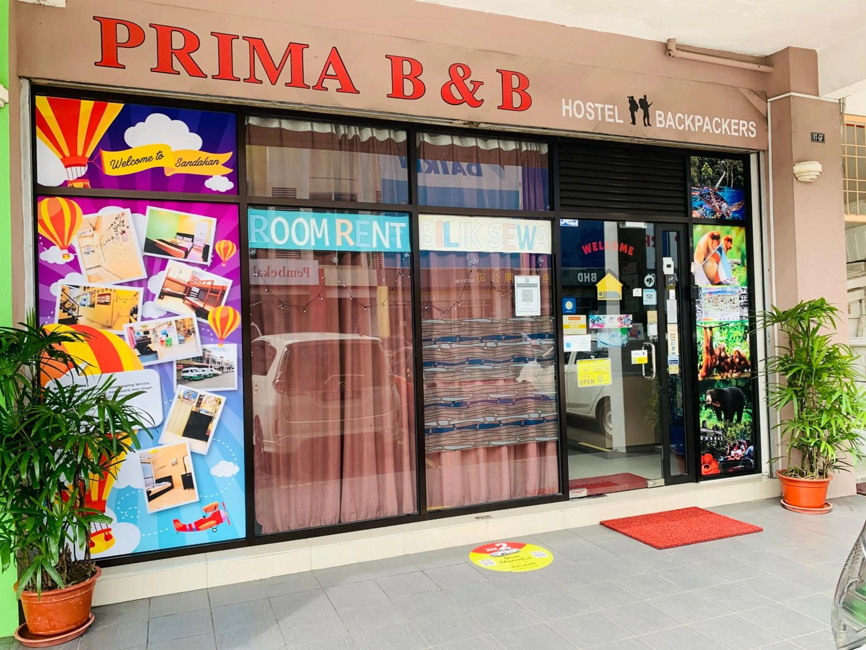 Text overlay in Prima B&B Hostel