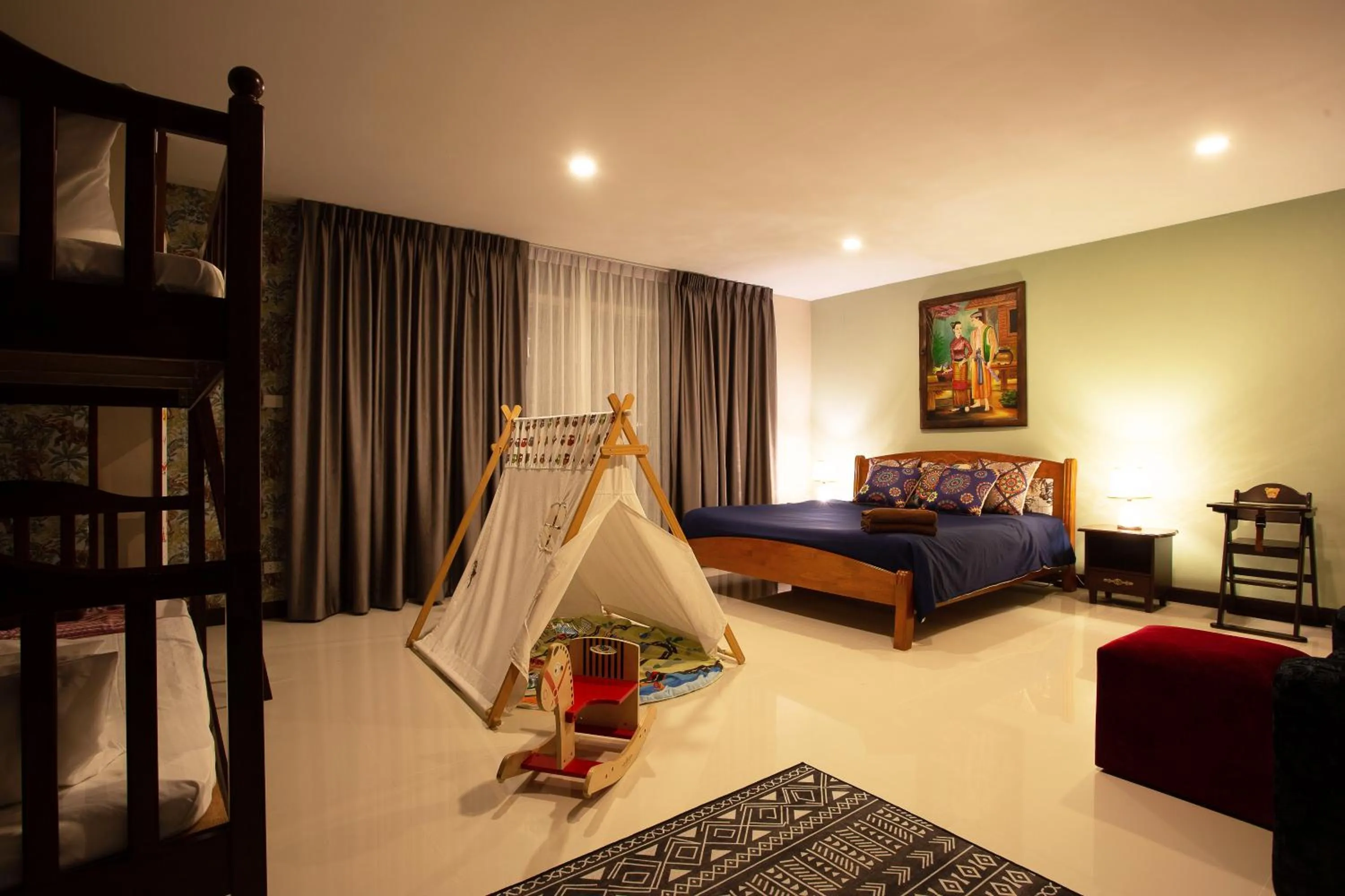 Bed in Nagawari Art Maldives BBQ Pattaya Villa