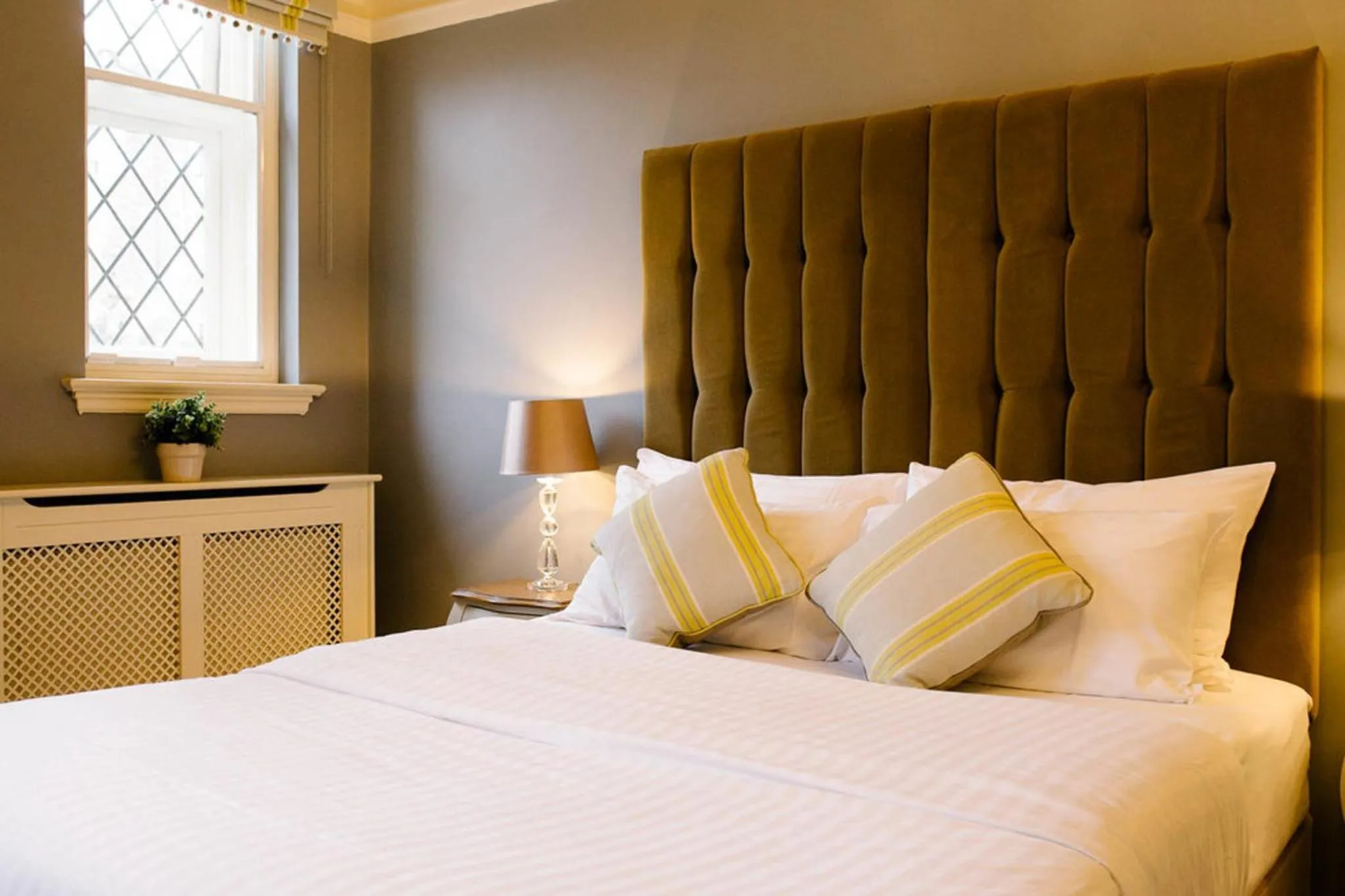 Bedroom, Bed in Prince of Wales - Townhouse