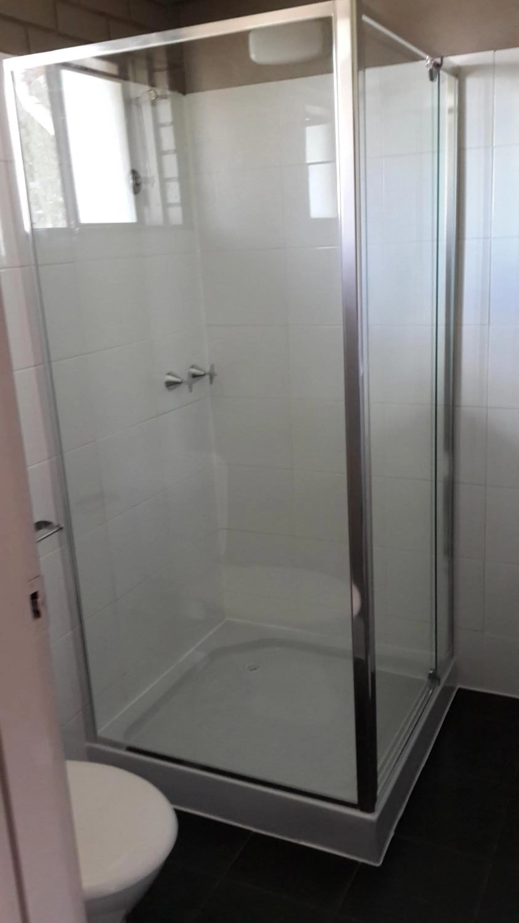 Bathroom in Zero Inn Motel