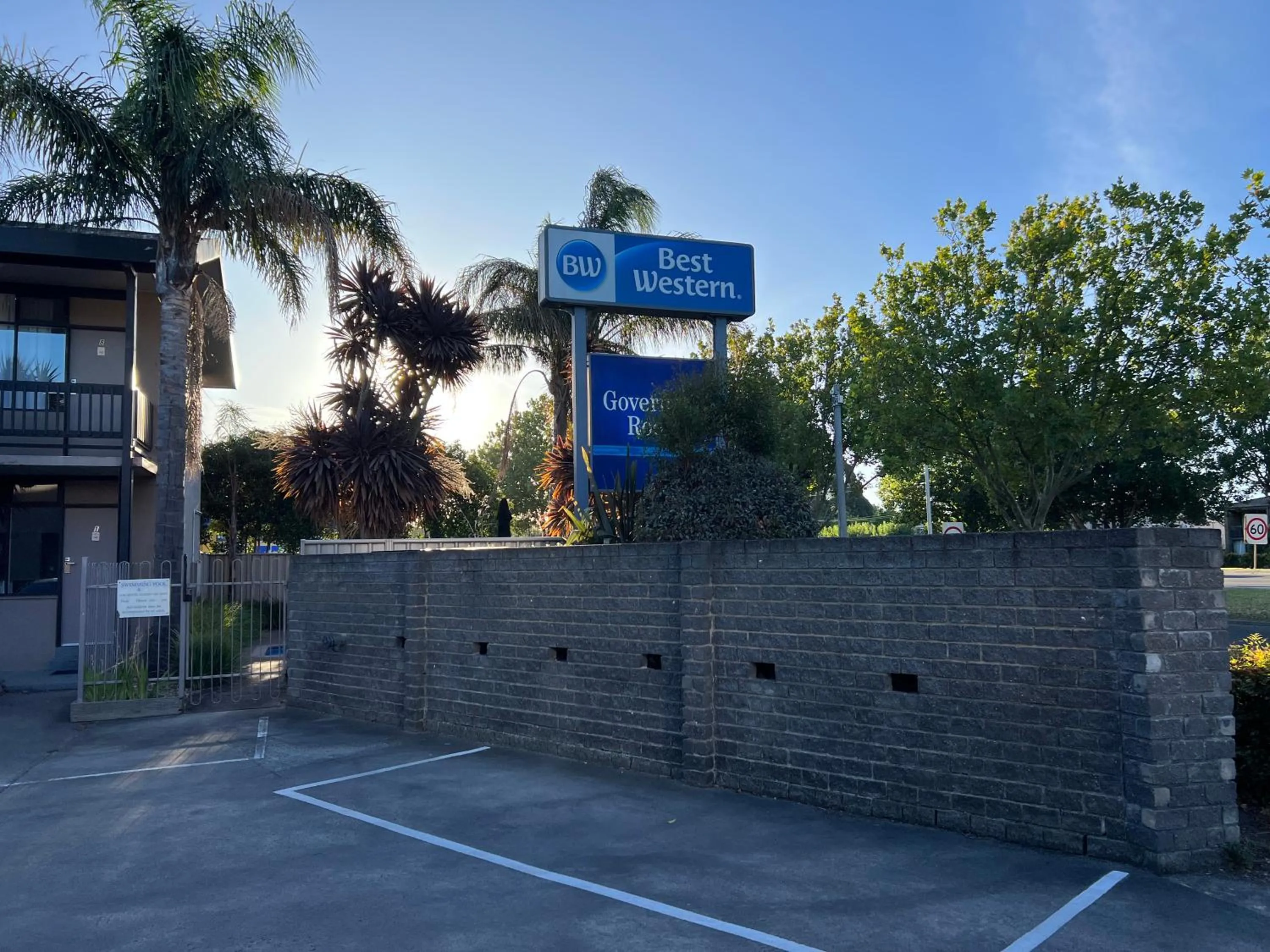 Property building in Best Western Governor Gipps Motor Inn