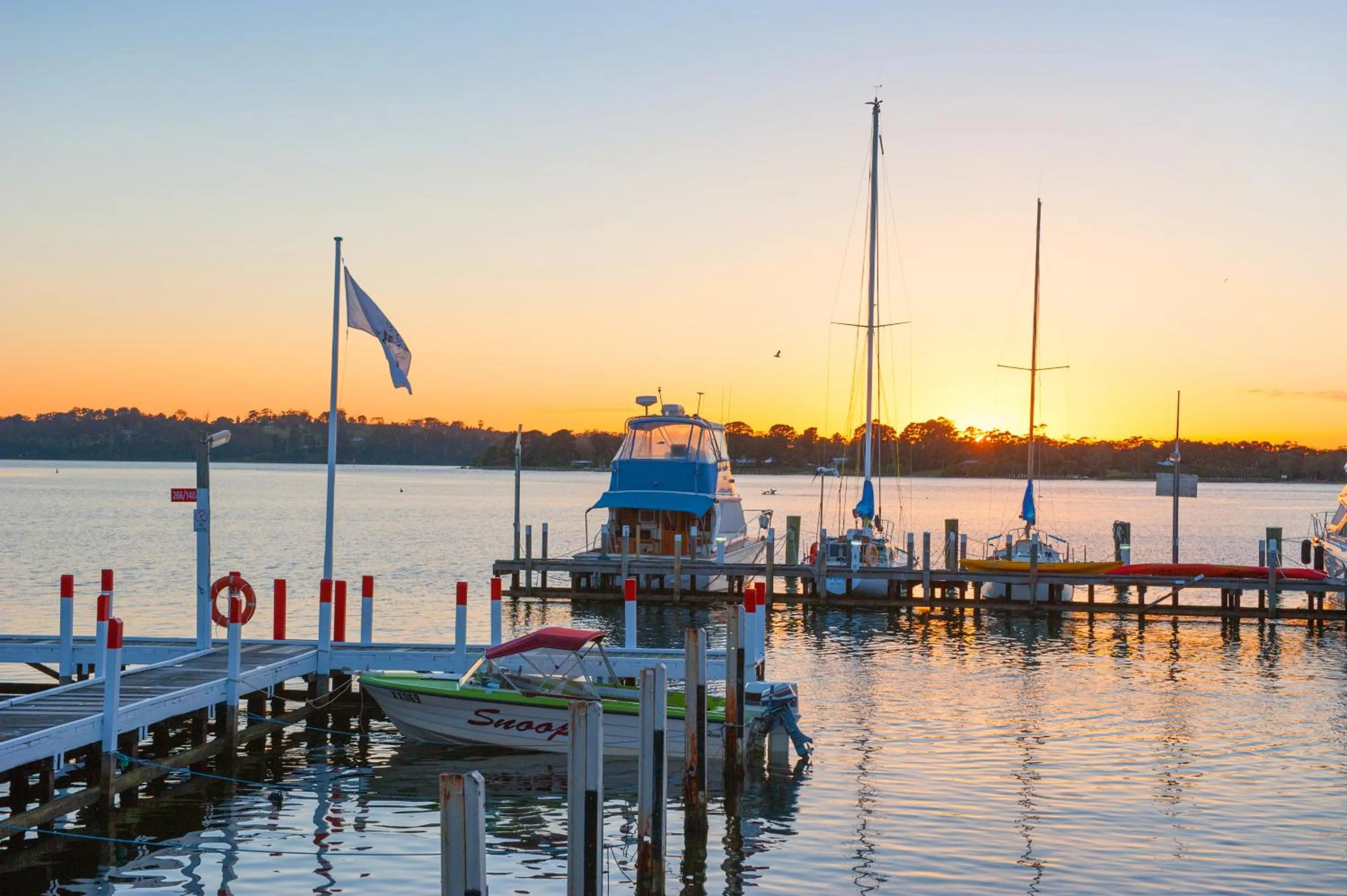 Lake view in The Moorings at Metung