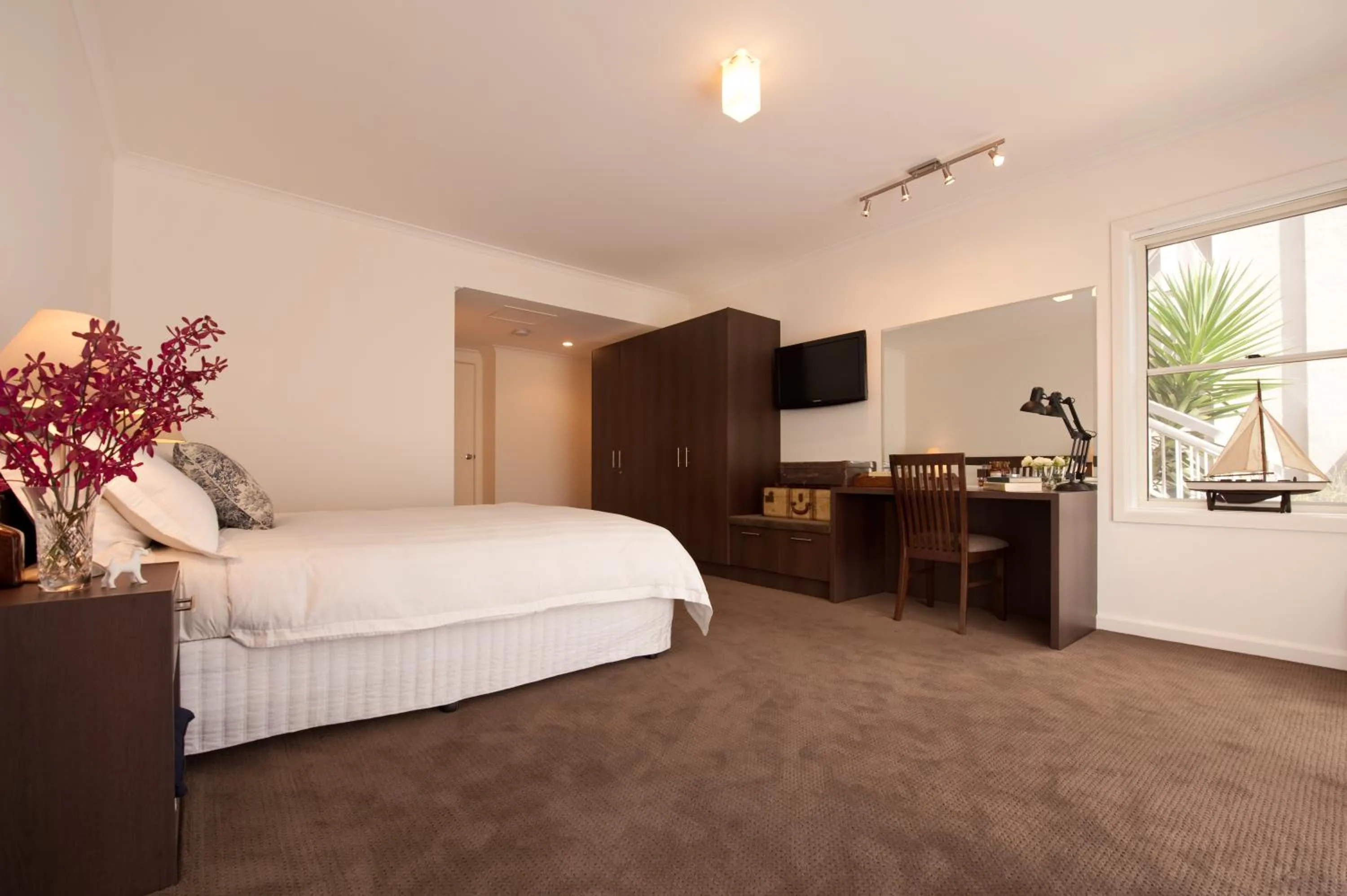 Bedroom, Bed in The Moorings at Metung