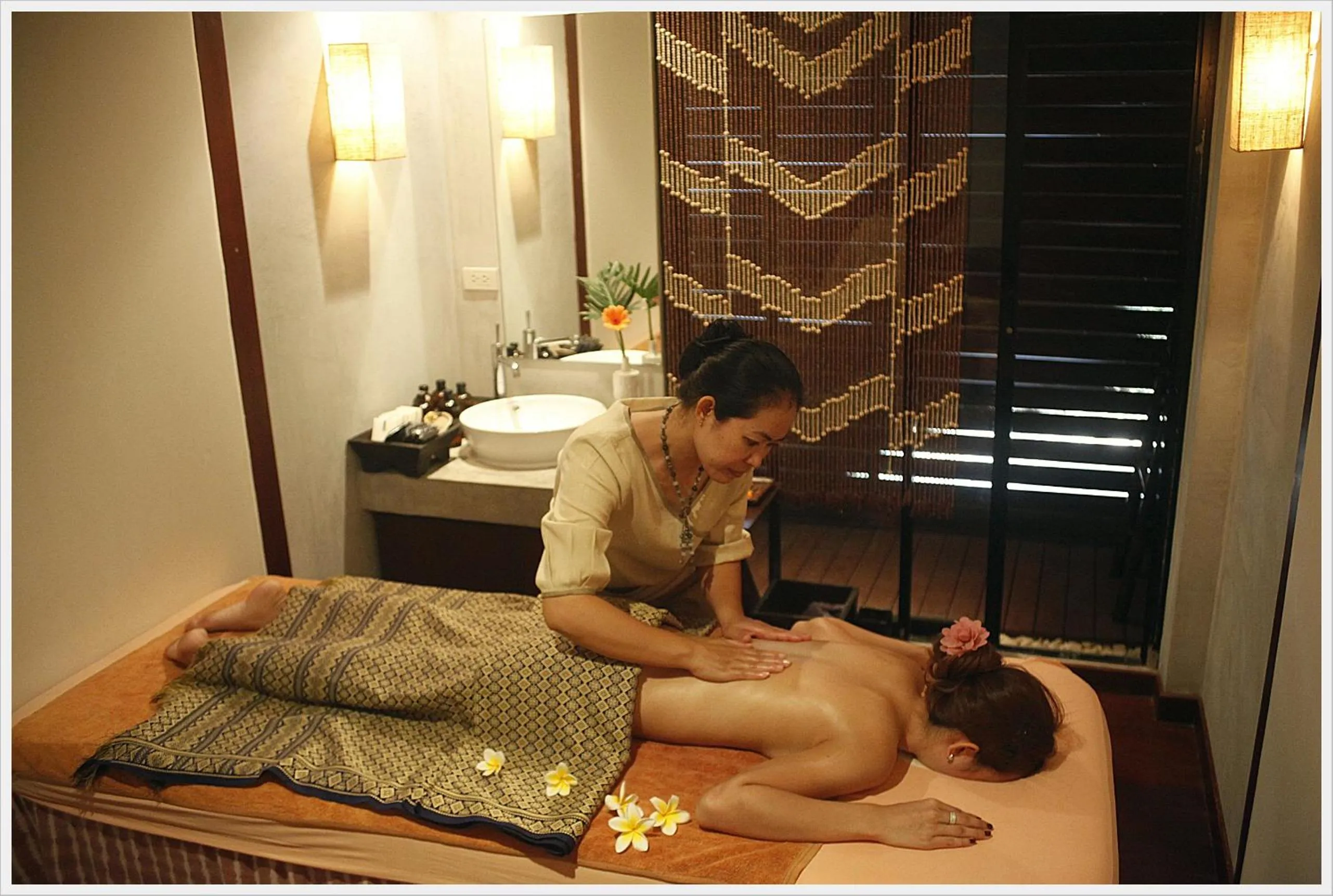 Hansar Casuarina Cha am