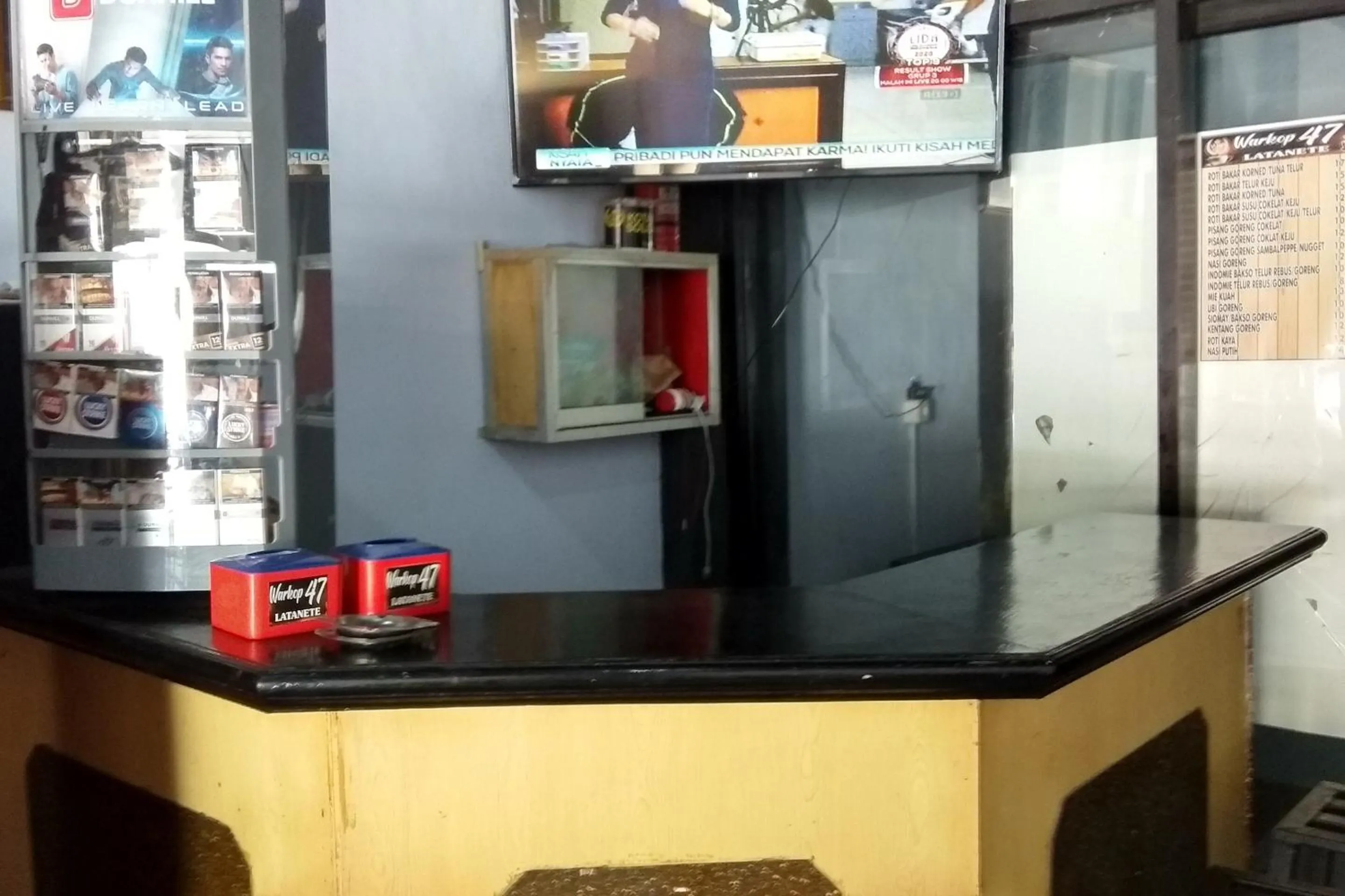 Lobby or reception in Hotel O Homestay 47 Latanete Near Living Plaza