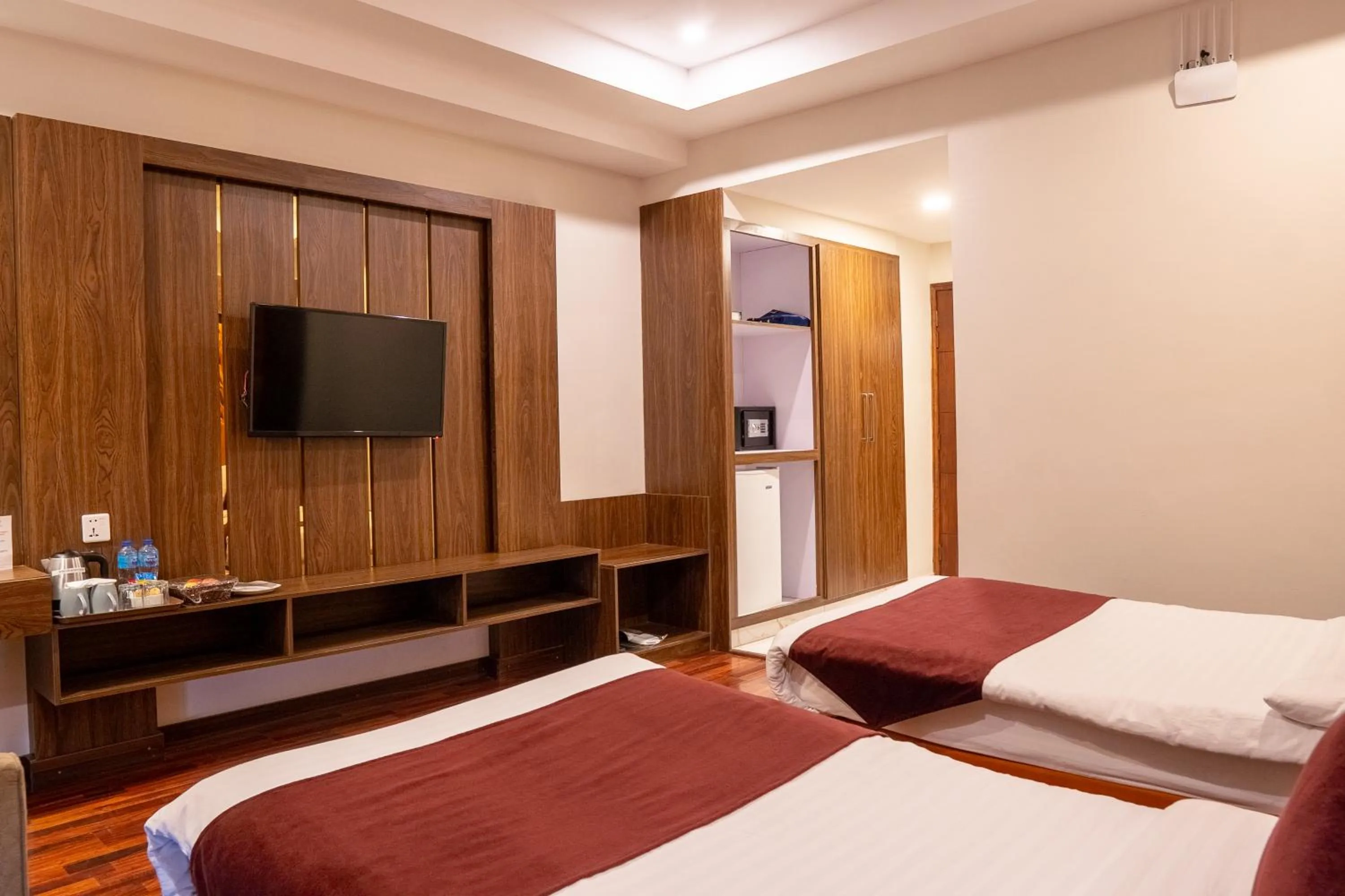 Bed in Legend Hotel Islamabad