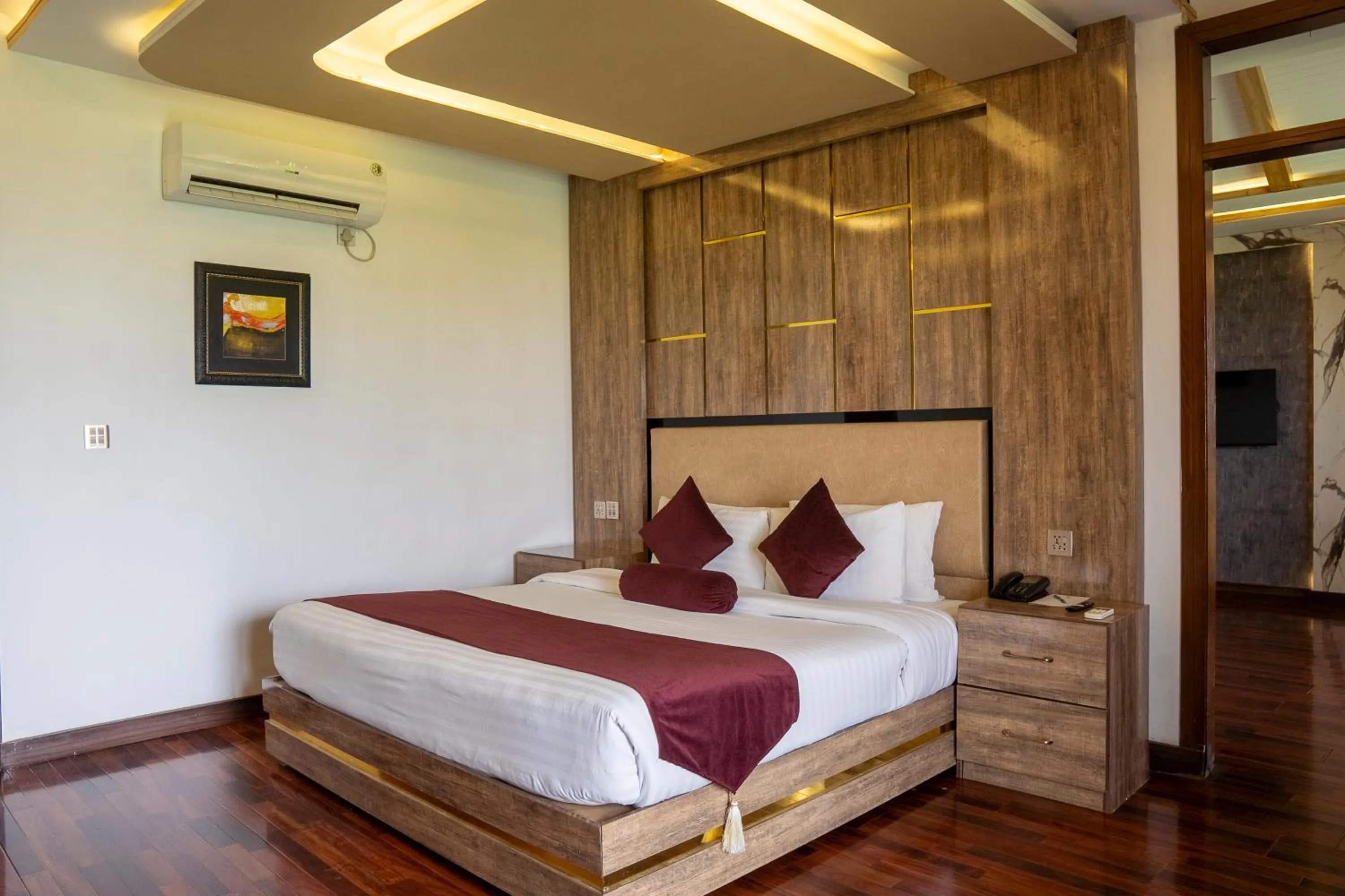 Bed in Legend Hotel Islamabad