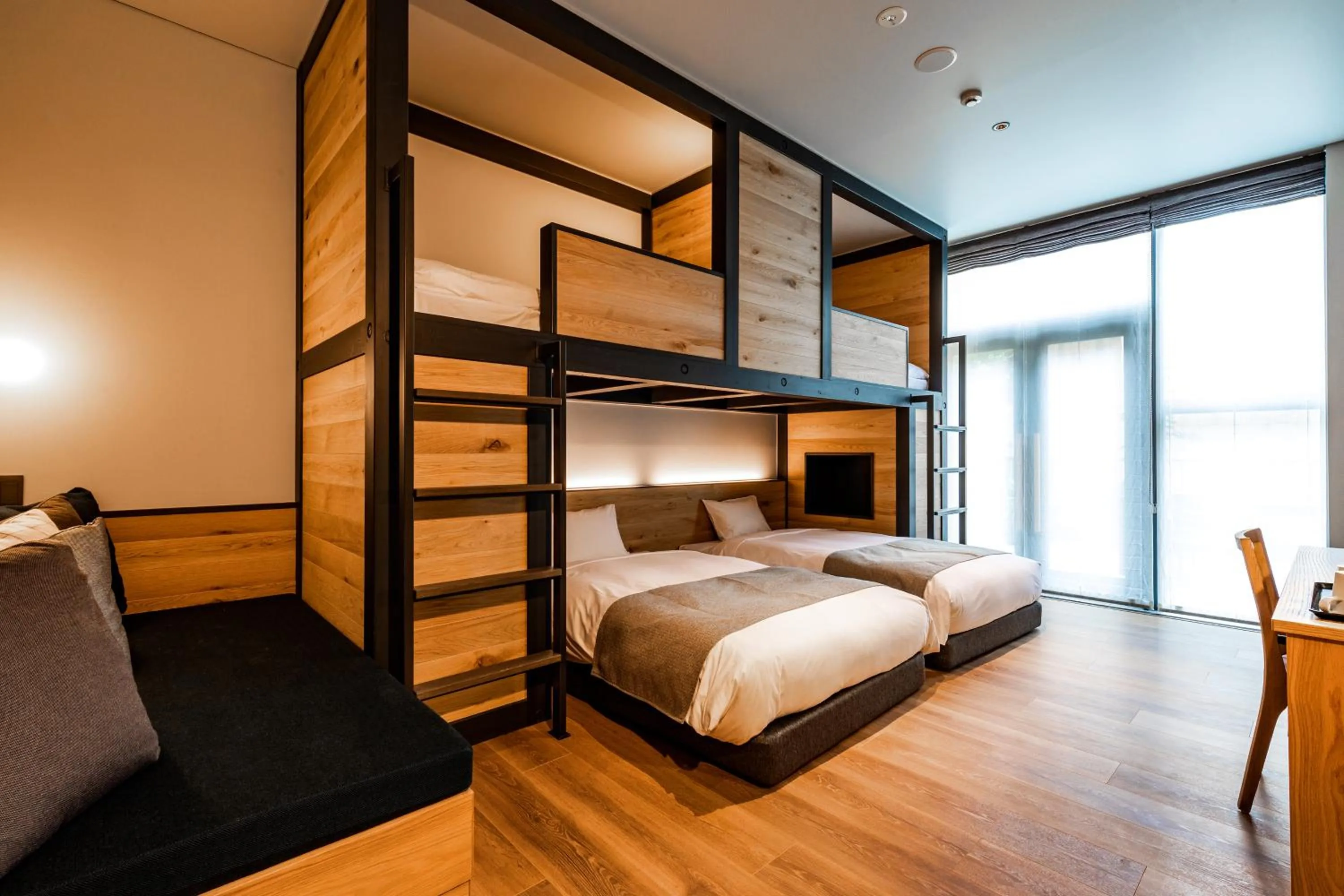 Bed in HOTEL KARUIZAWA CROSS