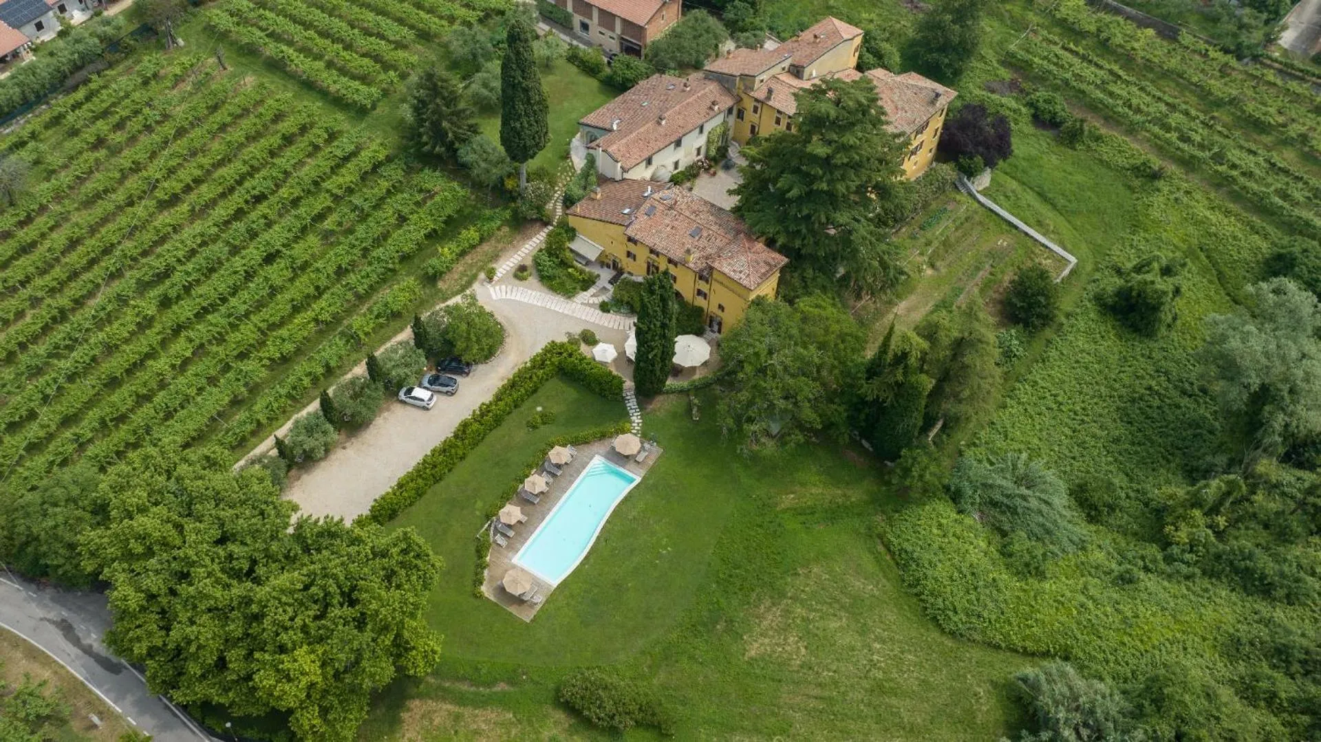 Garden view in B&B Corte Jago