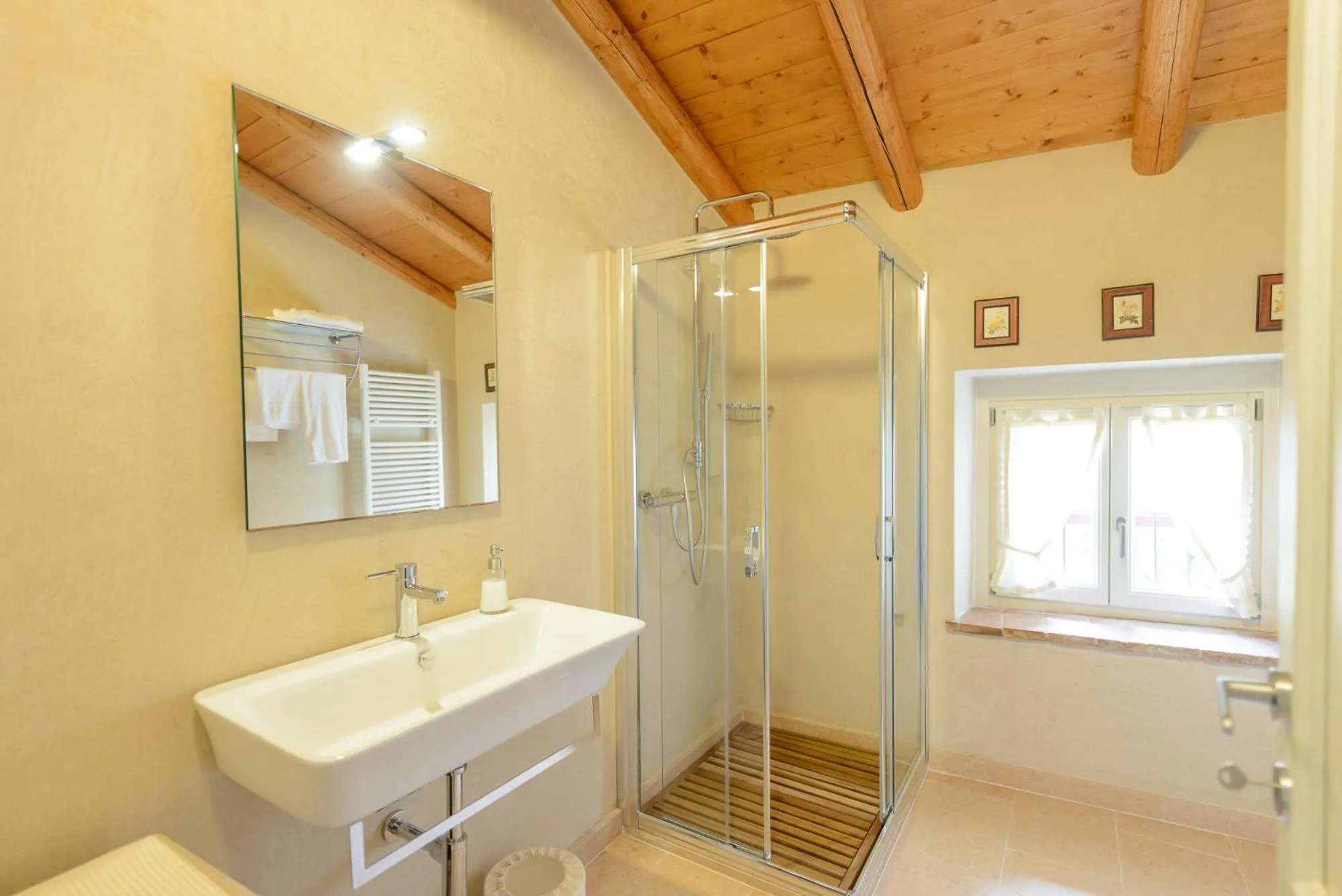 Bathroom in B&B Corte Jago