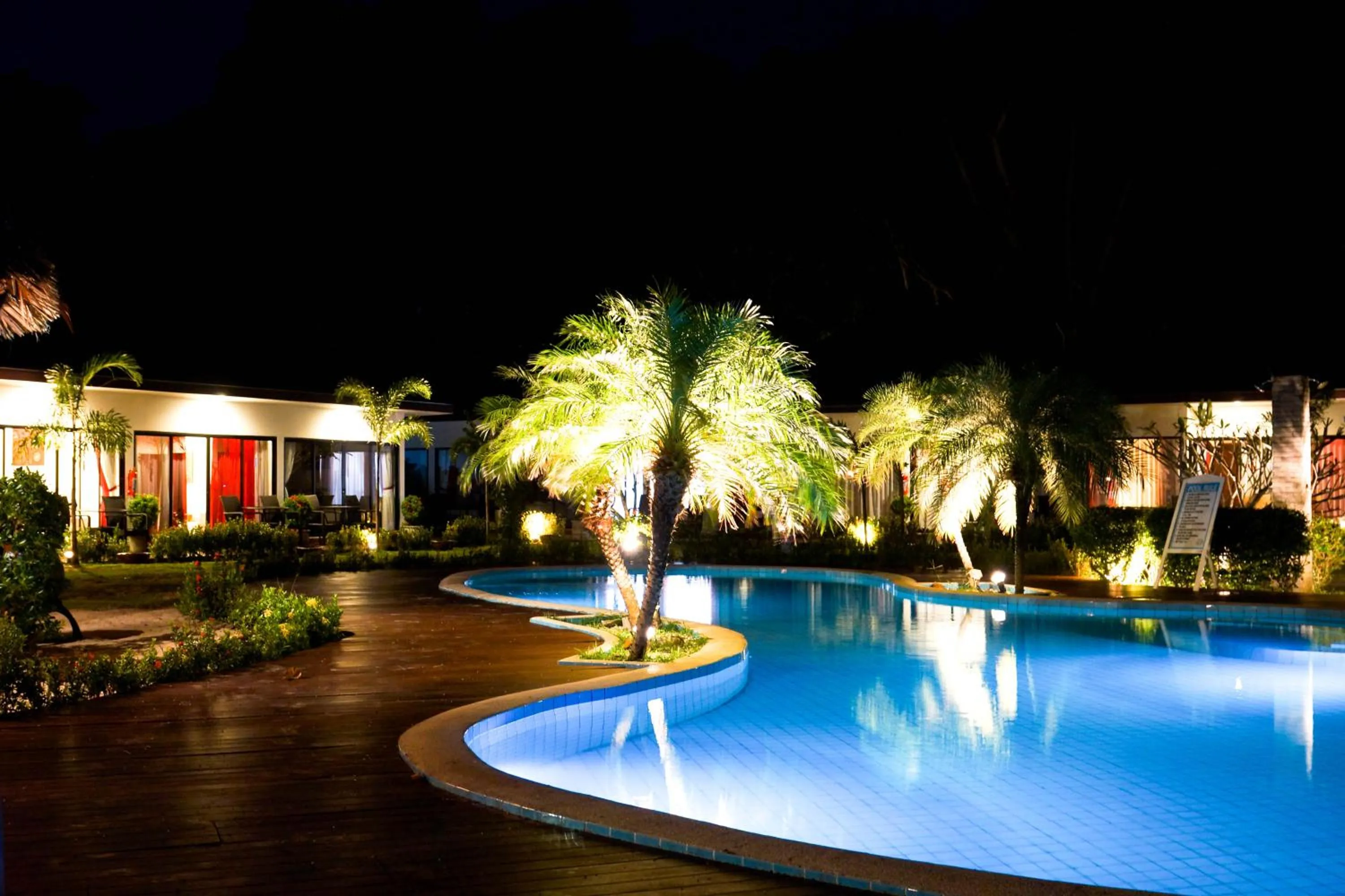 Night in The Reef Resort