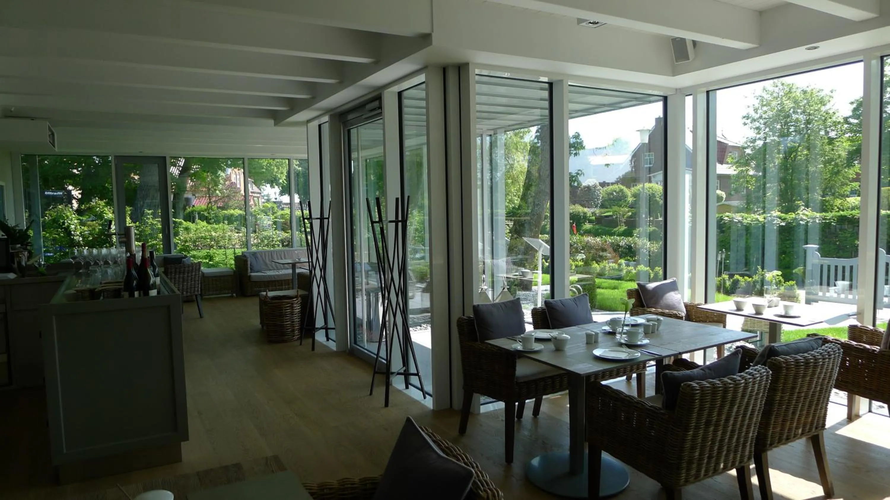 Restaurant/places to eat in Hotel Leegerpark