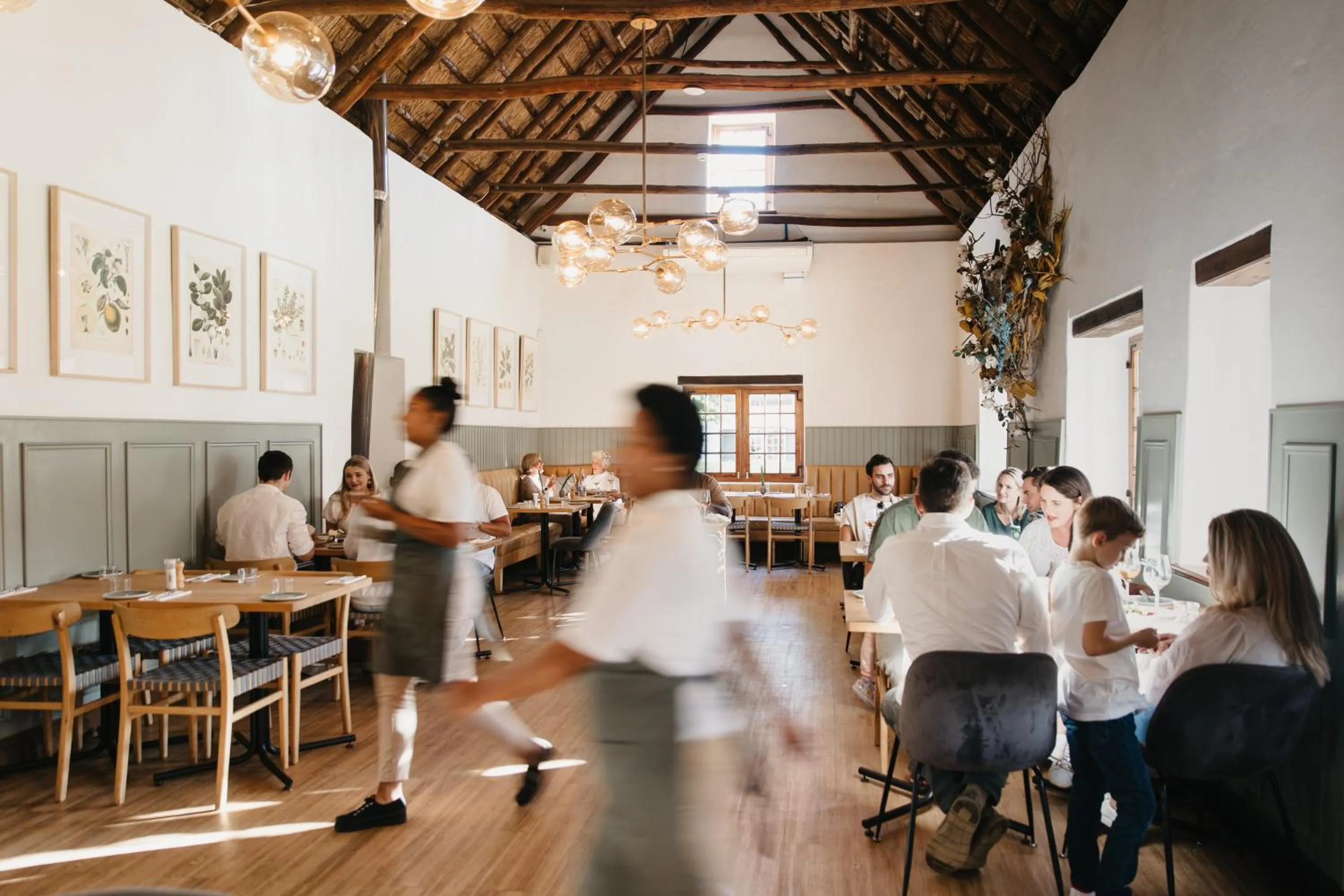 Restaurant/places to eat in Weltevreden Estate