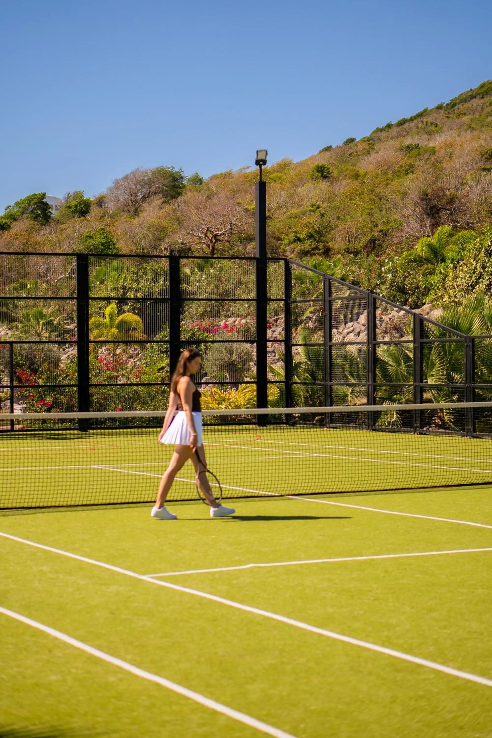 Tennis court in Golden Rock Dive and Nature Resort