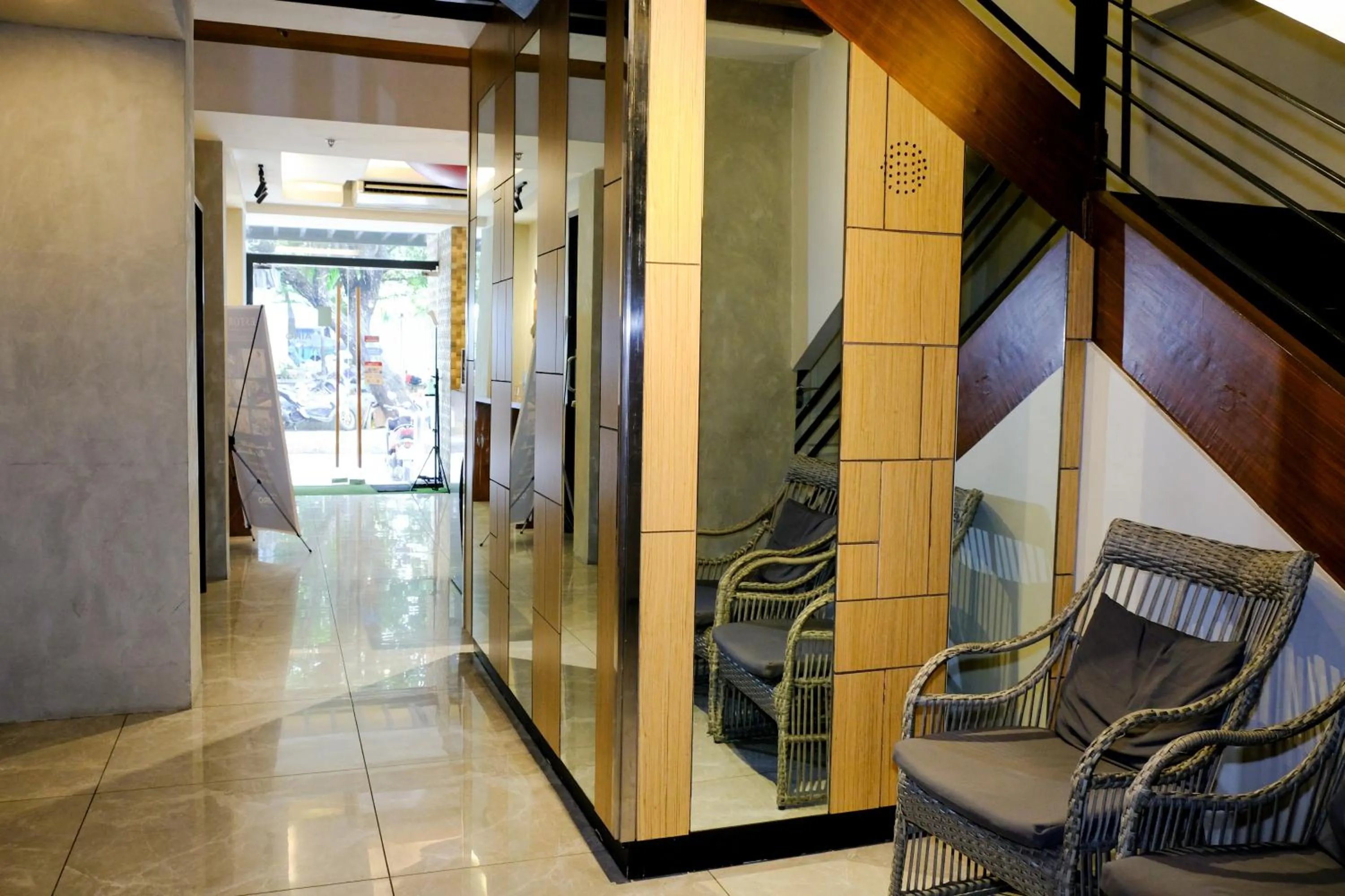 Lobby or reception in Airo Hotel Manila