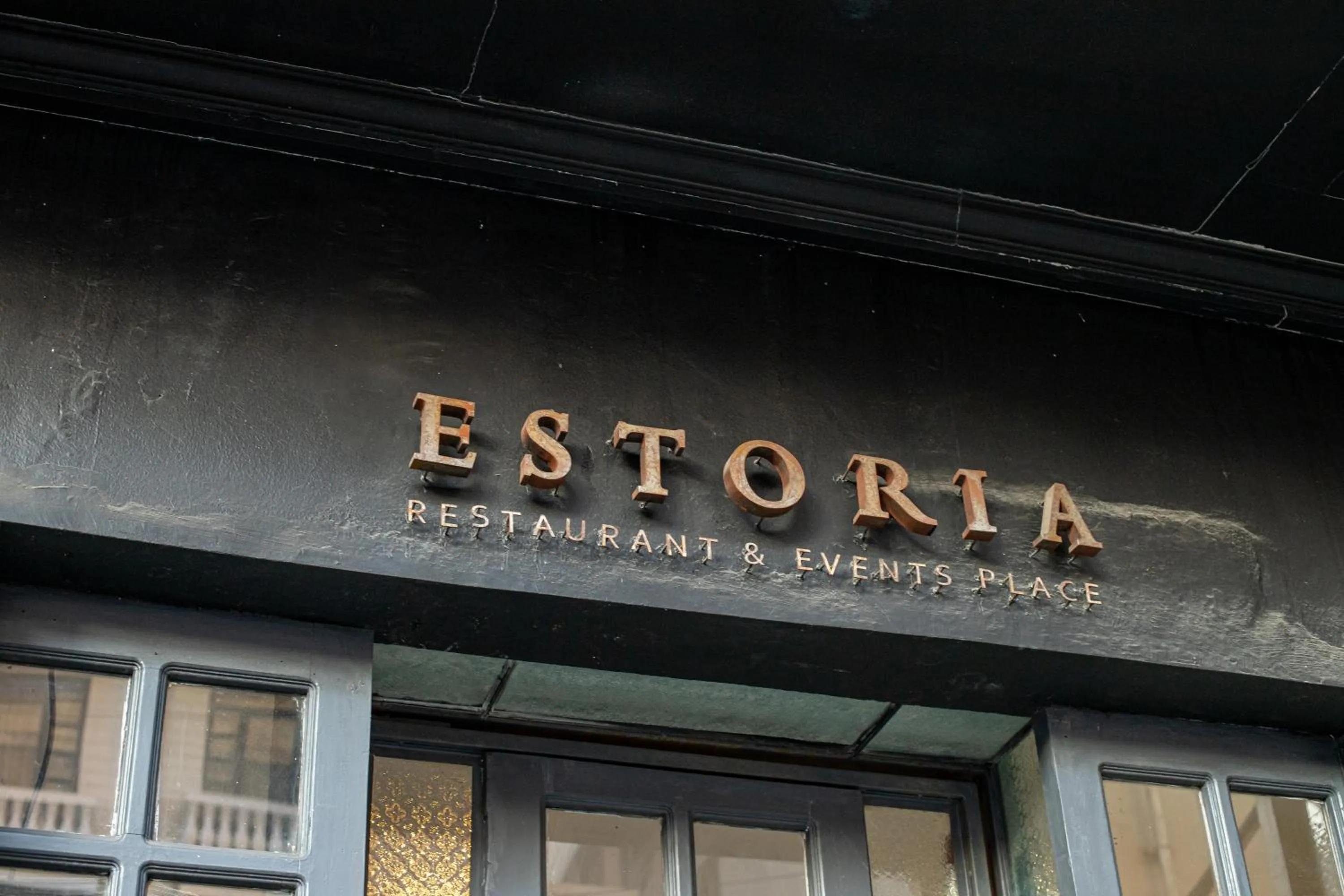 Restaurant/places to eat in Airo Hotel Manila