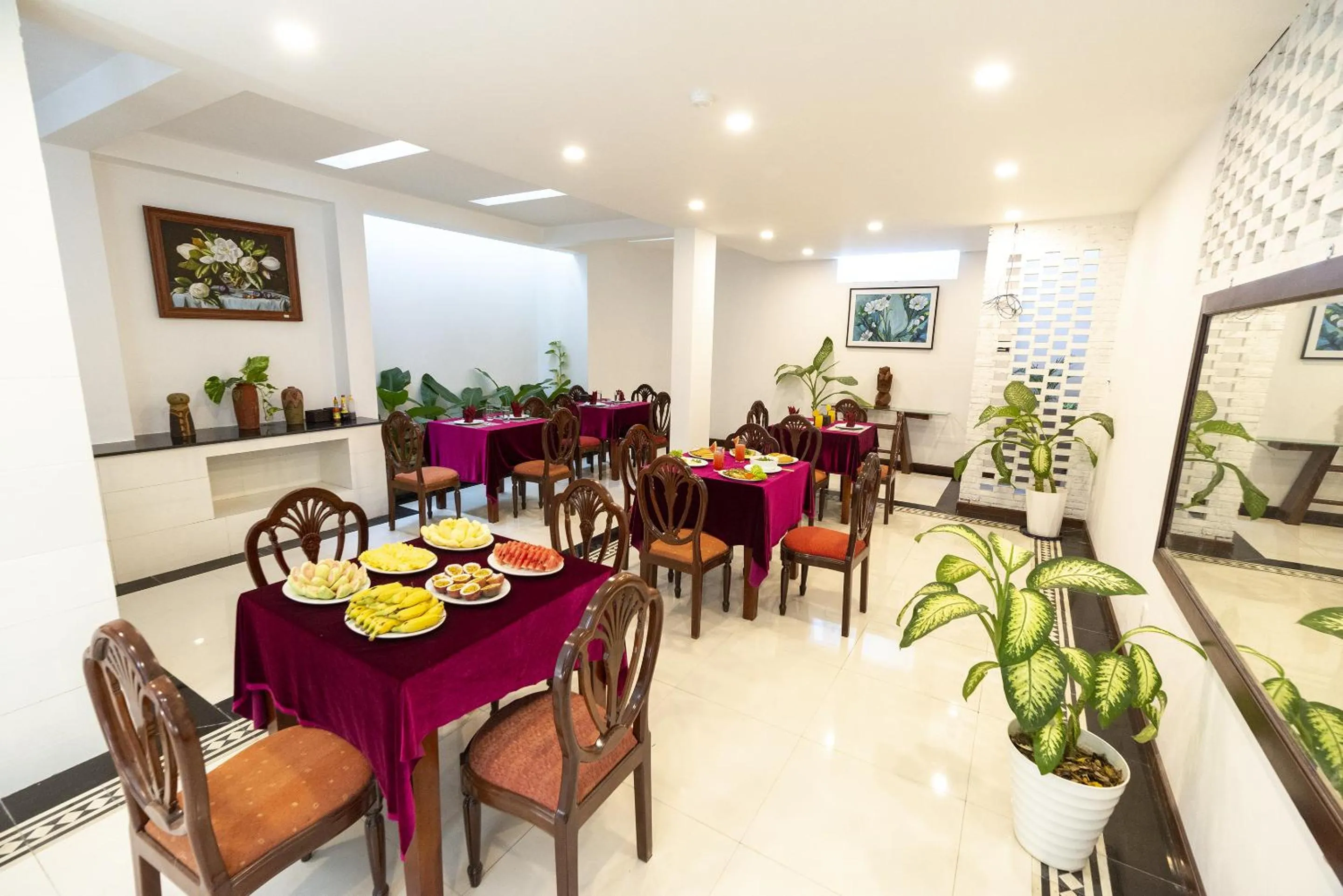 Restaurant/places to eat in SHALA BOUTIQUE HOIAN