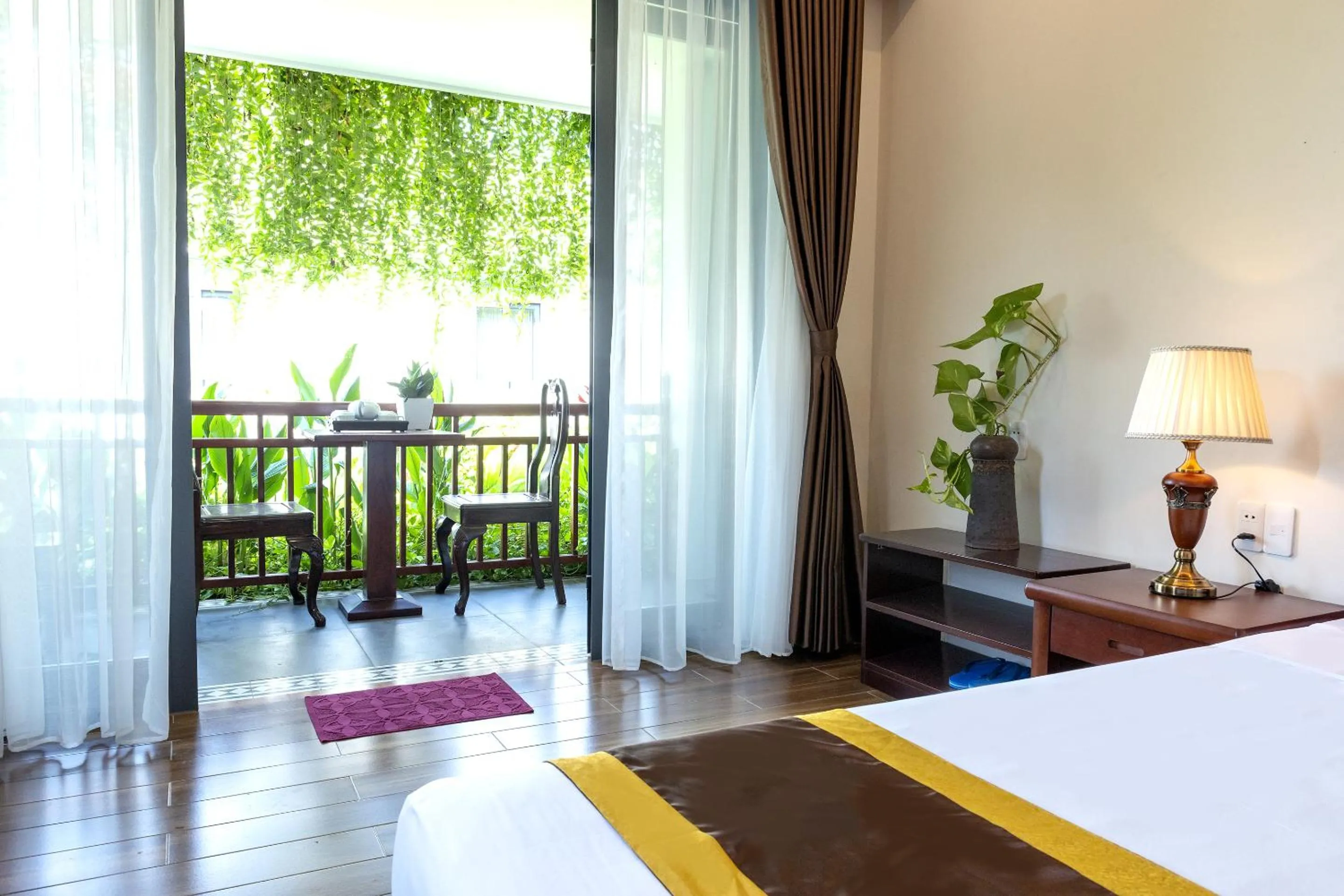 Balcony/Terrace, Bed in SHALA BOUTIQUE HOIAN