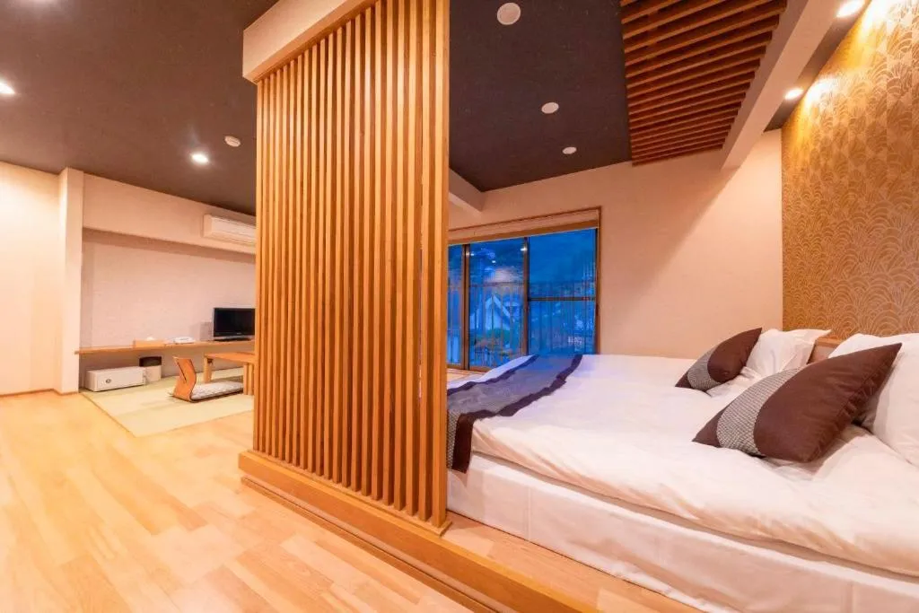 Bed in Tsukasa Ryokan