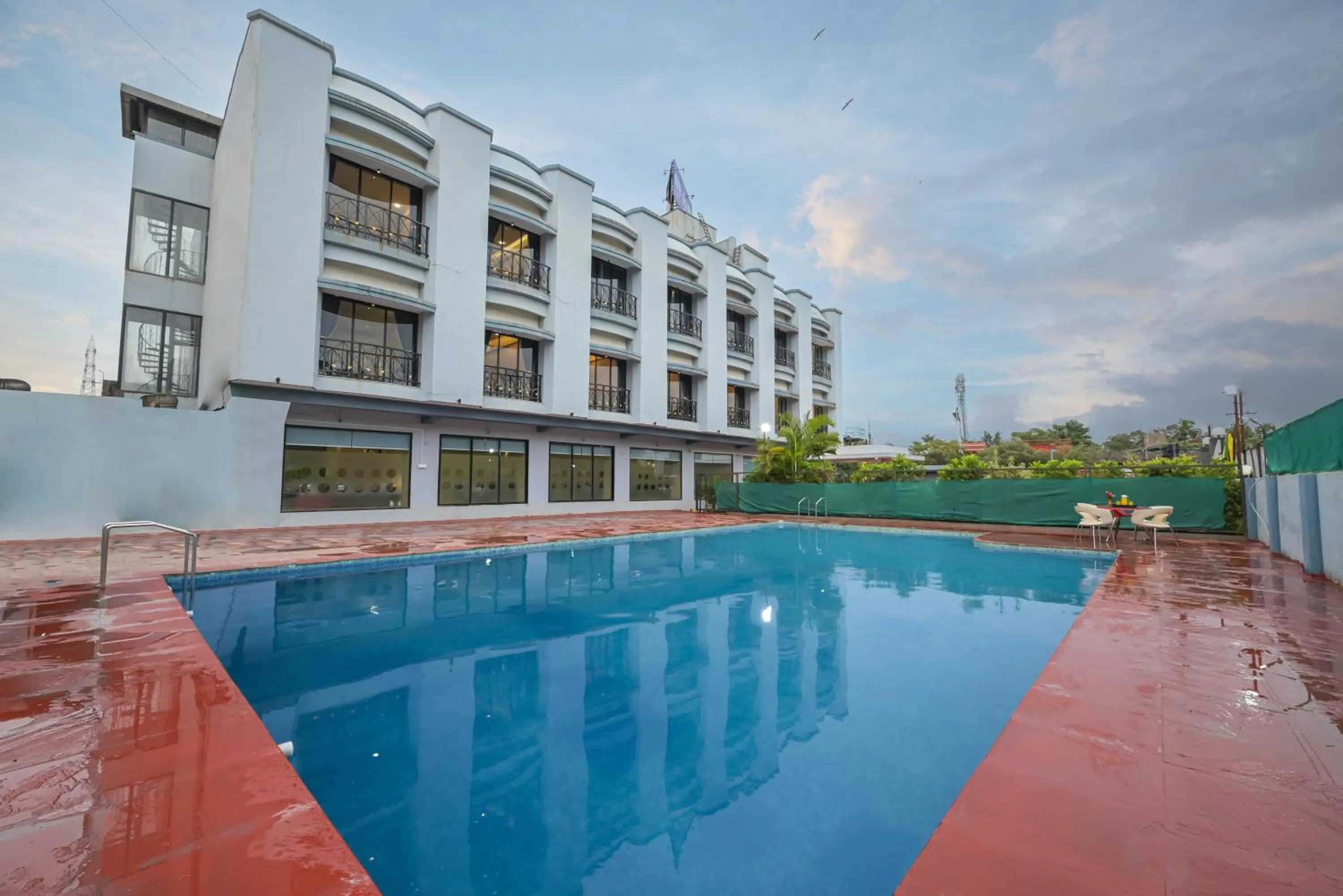 Property building in Hotel Aristro Lonavala