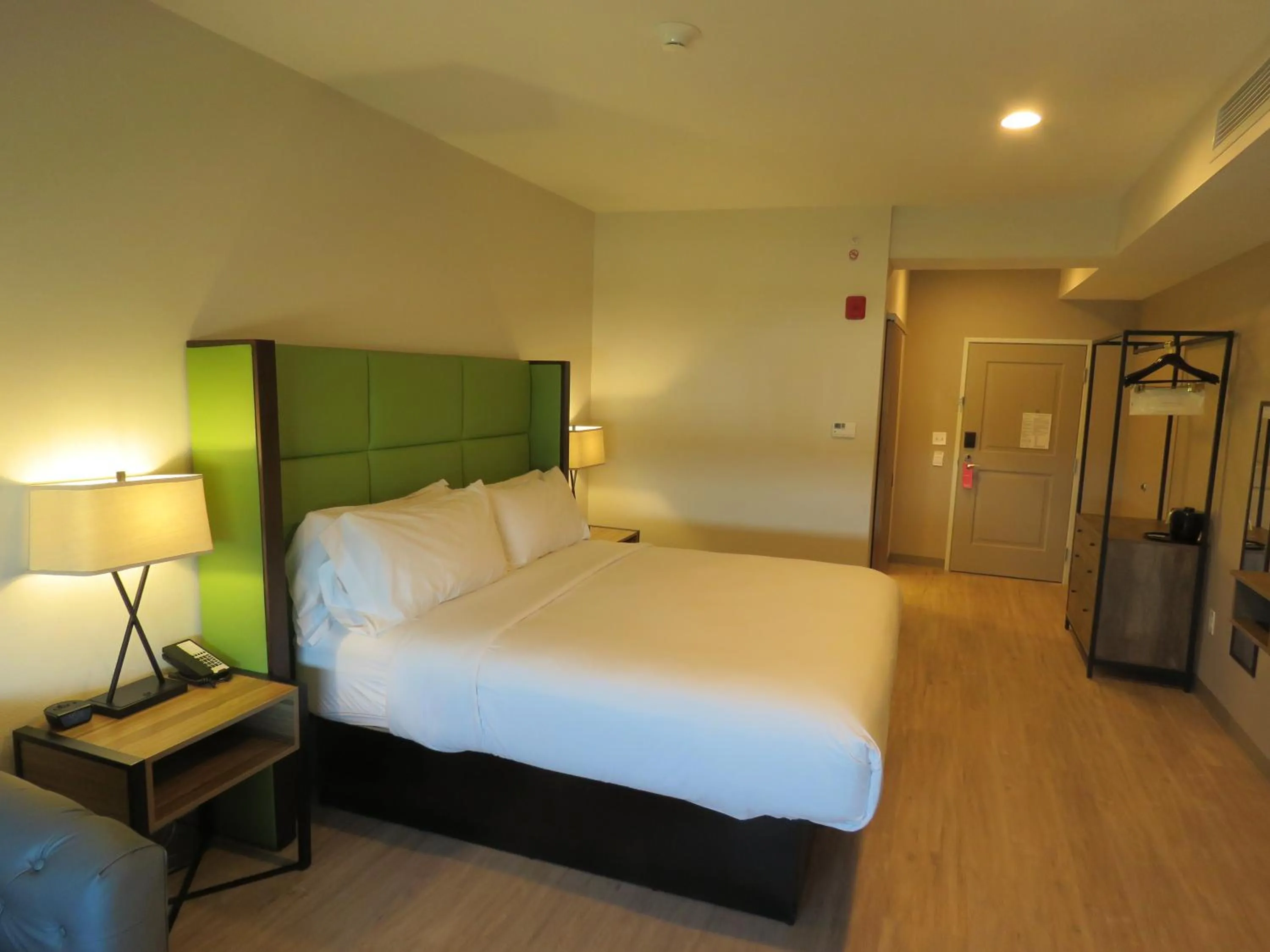 Photo of the whole room, Bed in Wyndham Garden College Station