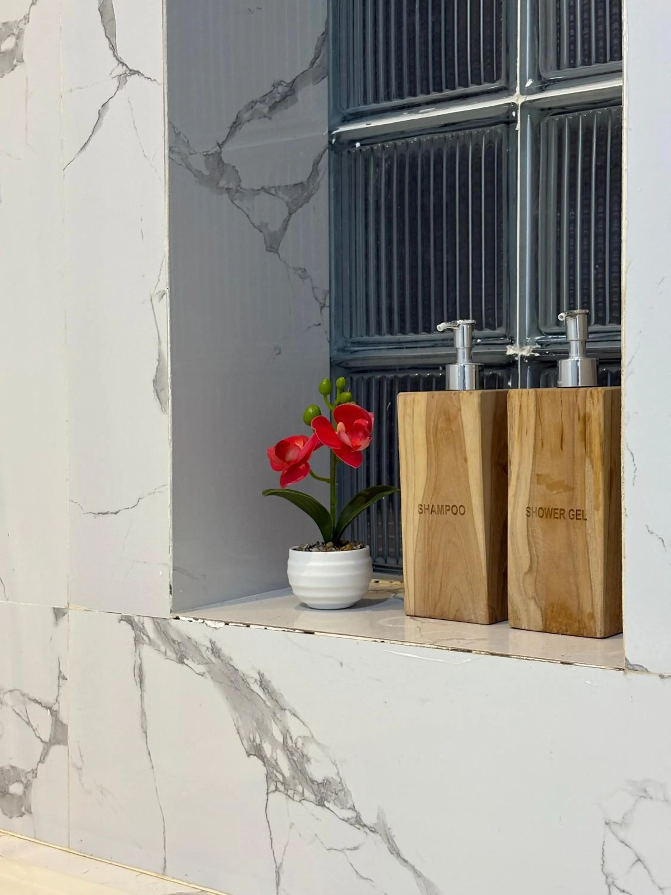 Shower in Daghan Cottage Nusa Penida