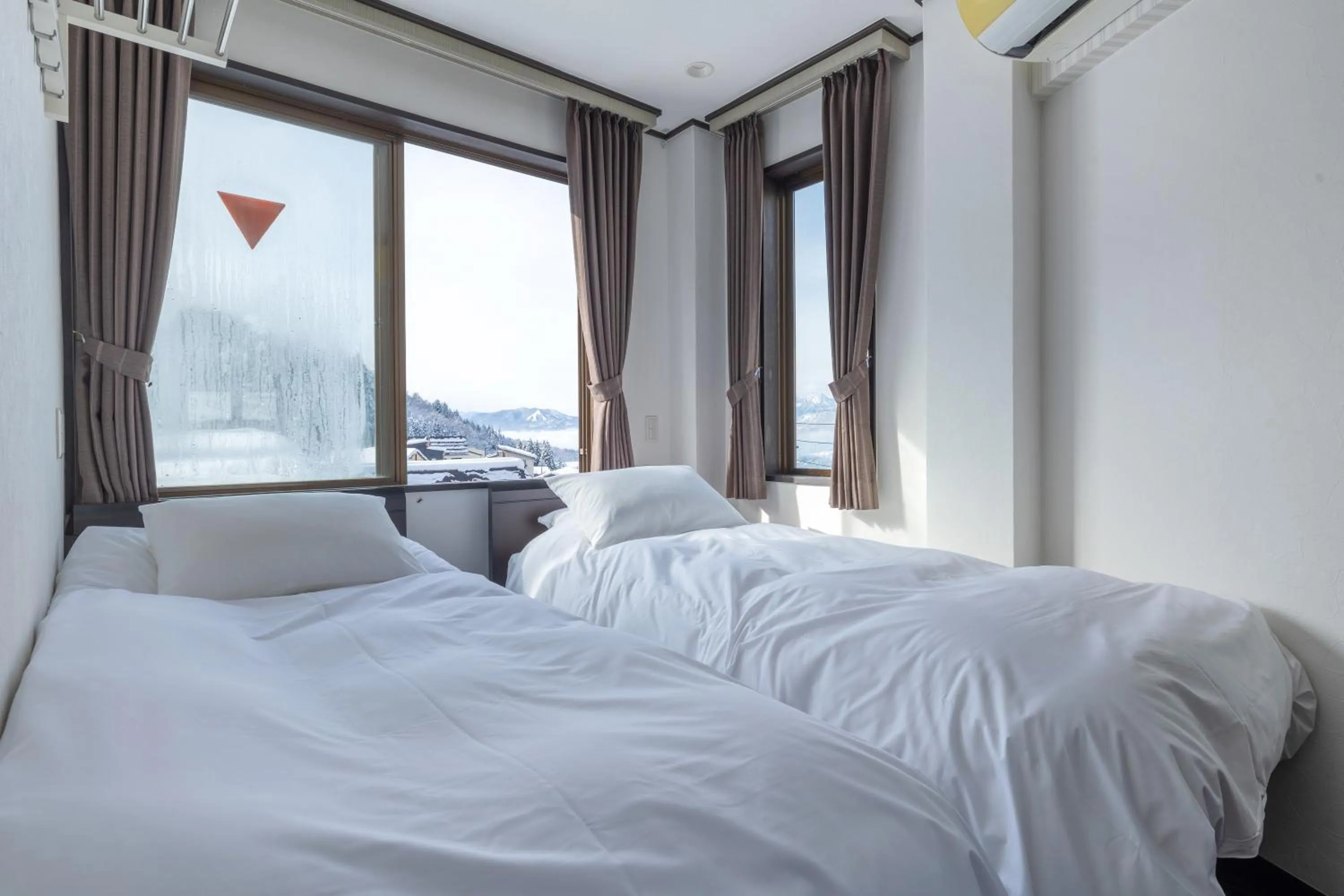 Bed in Address Nagasaka