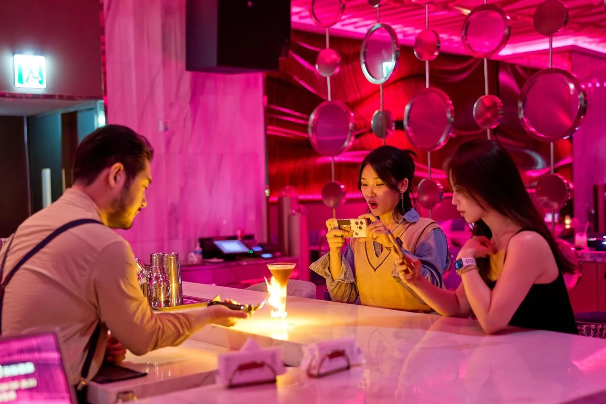 Lounge or bar in Grand Hyatt Jeju