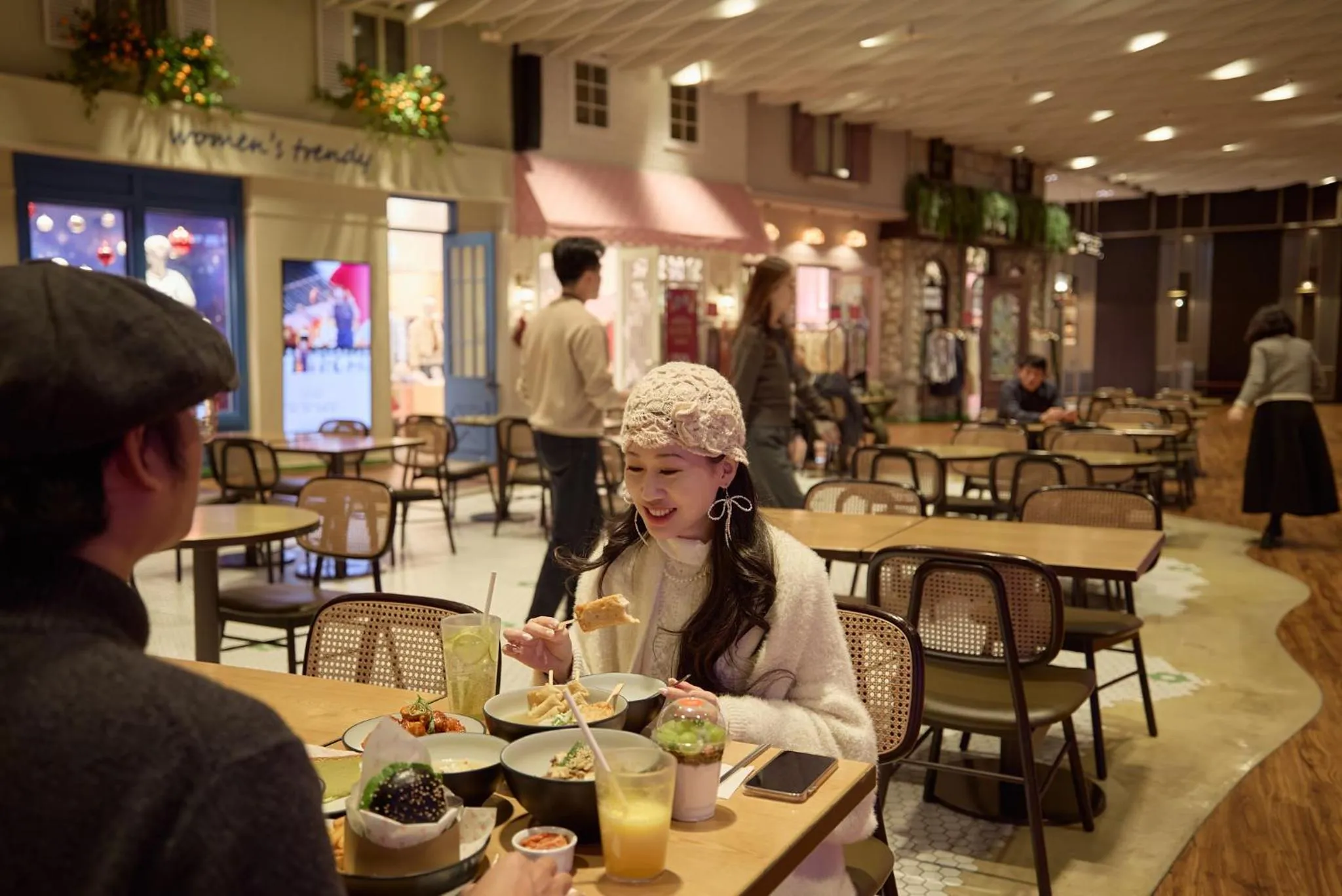 Food and drinks in Grand Hyatt Jeju