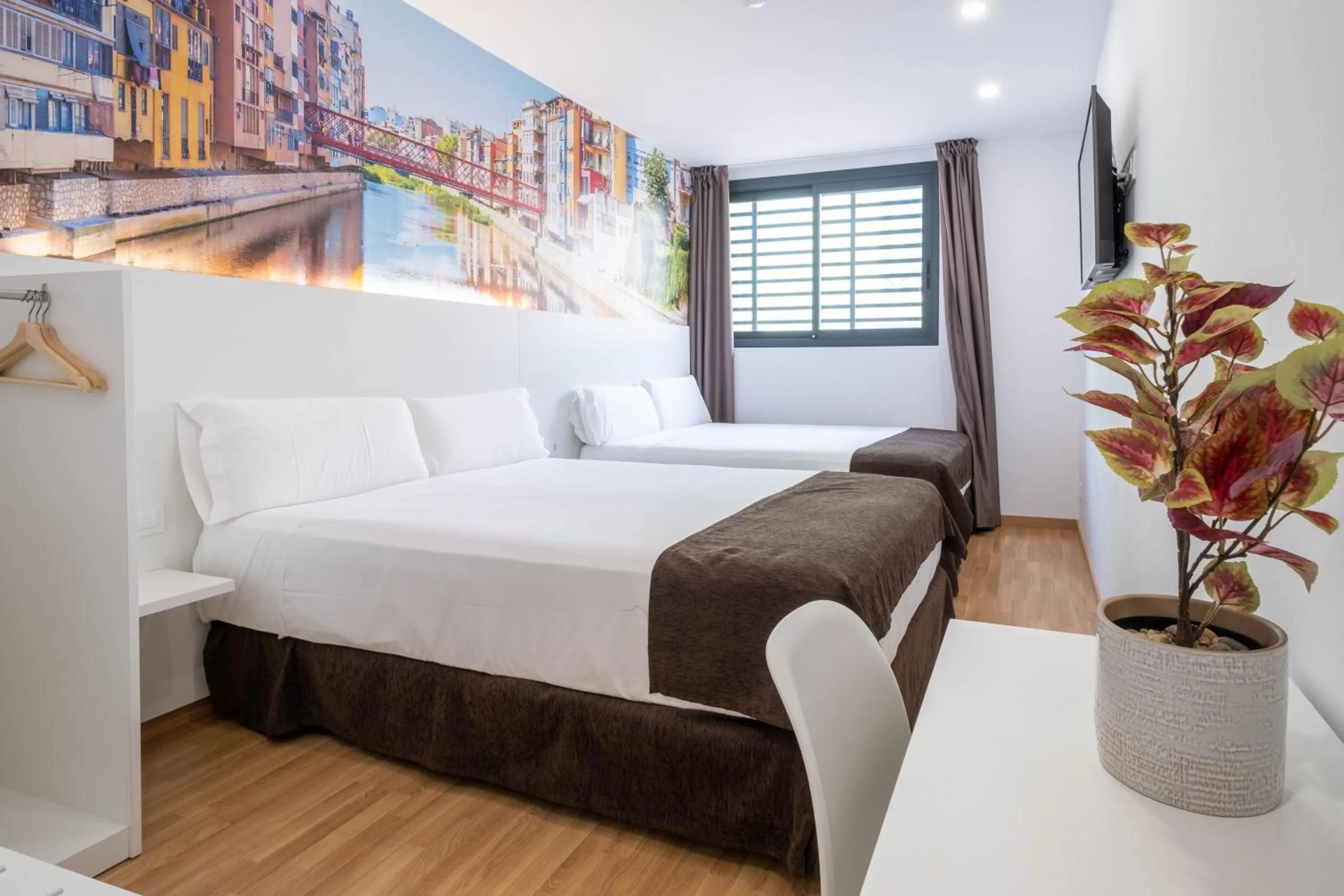 Bed in Hotel BESTPRICE Girona