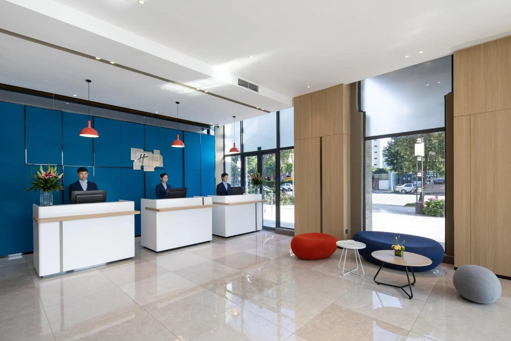 Property building in Holiday Inn Express Chengdu Wuhou New City by IHG