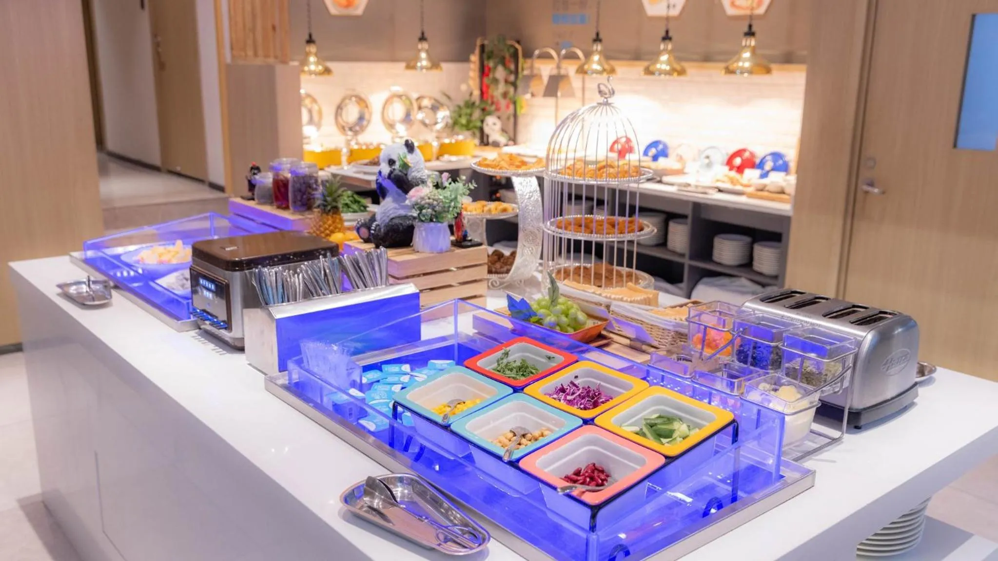 Breakfast in Holiday Inn Express Chengdu Wuhou New City by IHG