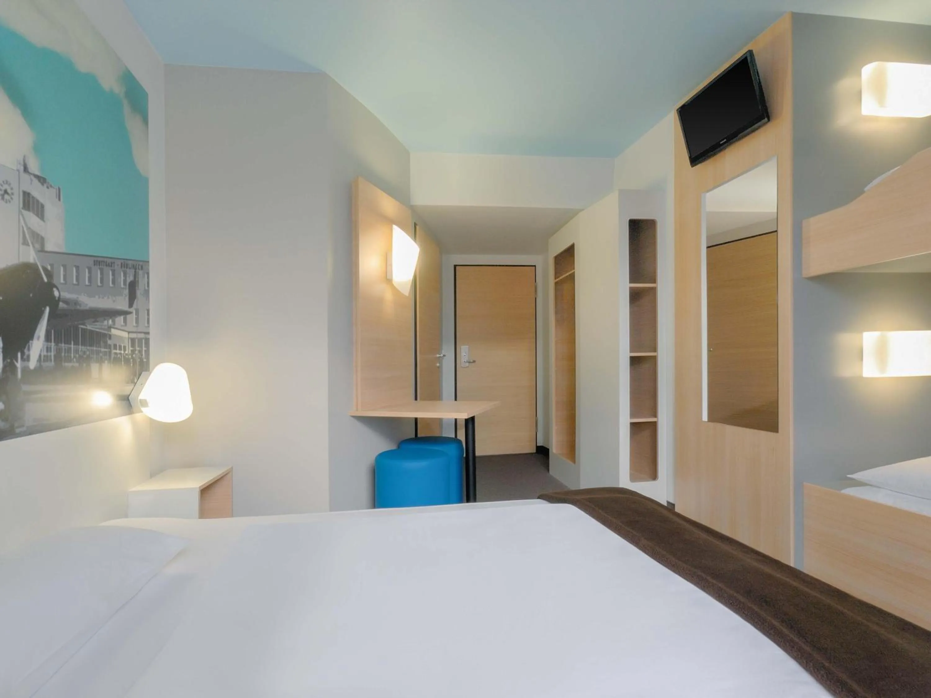 Photo of the whole room, Bed in B&B Hotel Böblingen