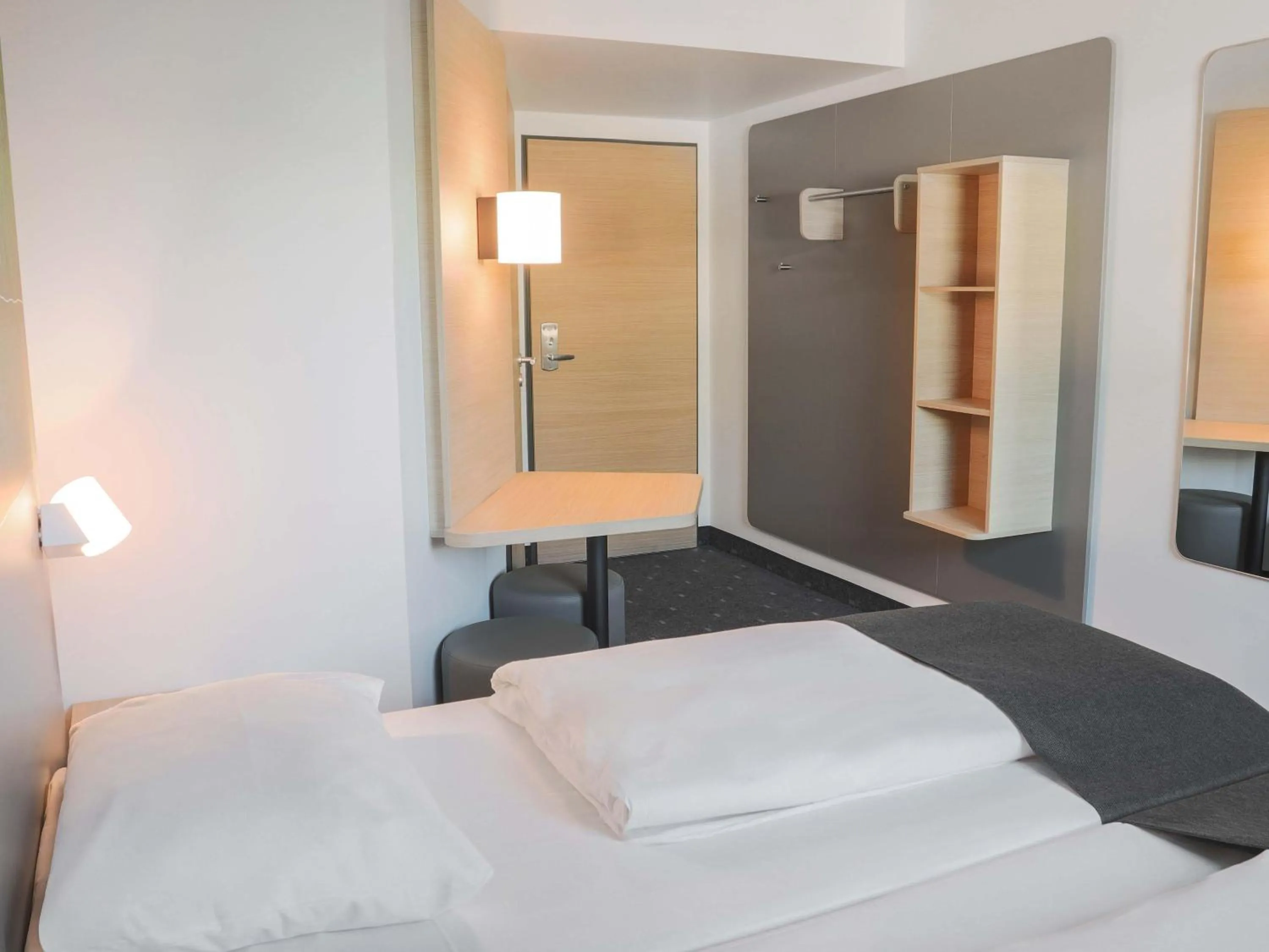 Bed in B&B Hotel Böblingen