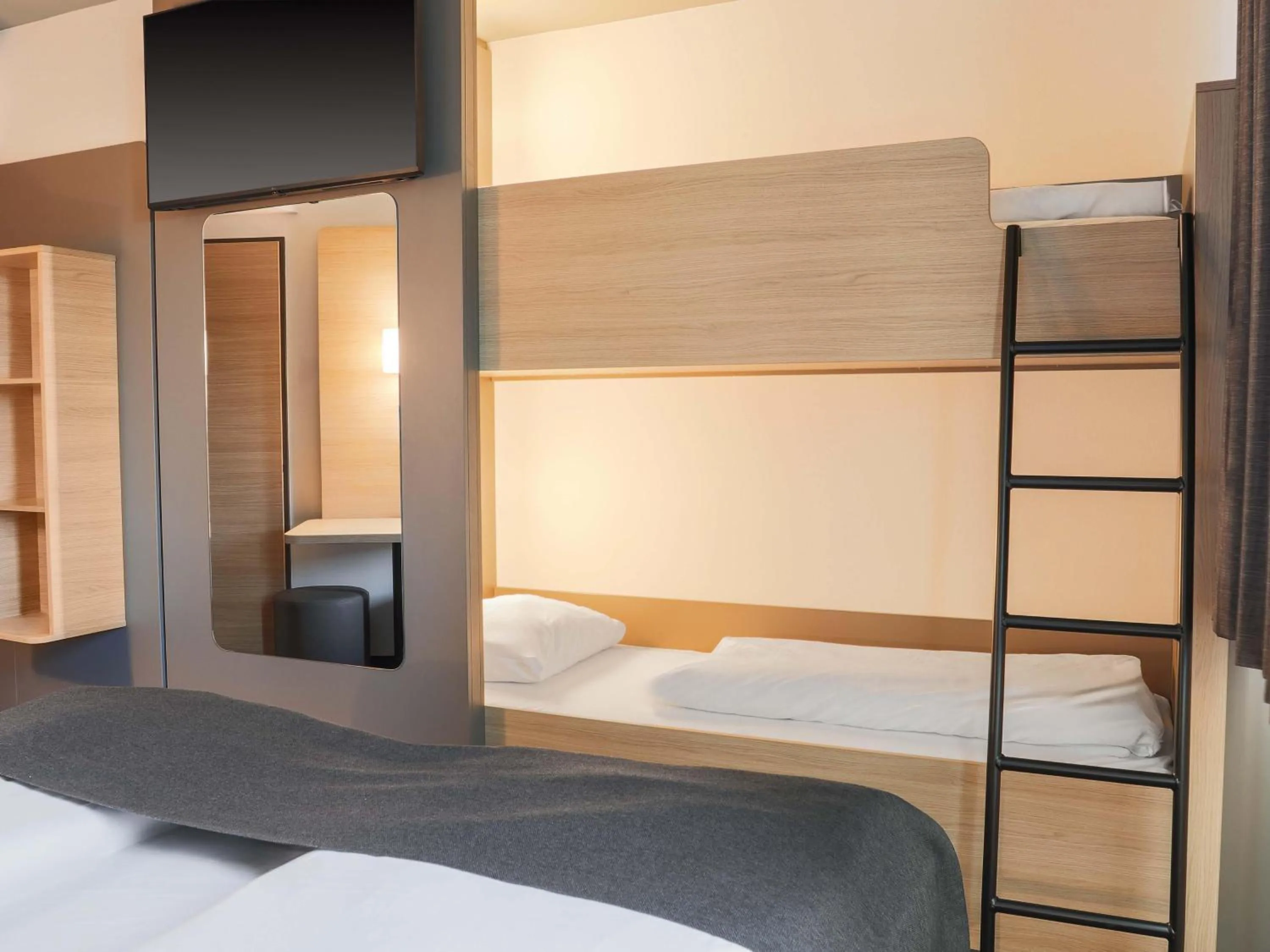 Bed in B&B Hotel Böblingen